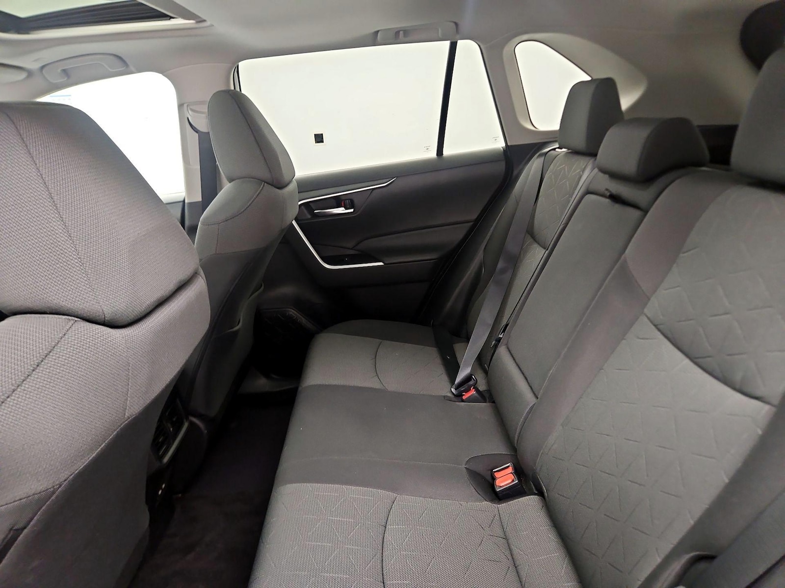 2023 Toyota RAV4 XLE - Photo 20