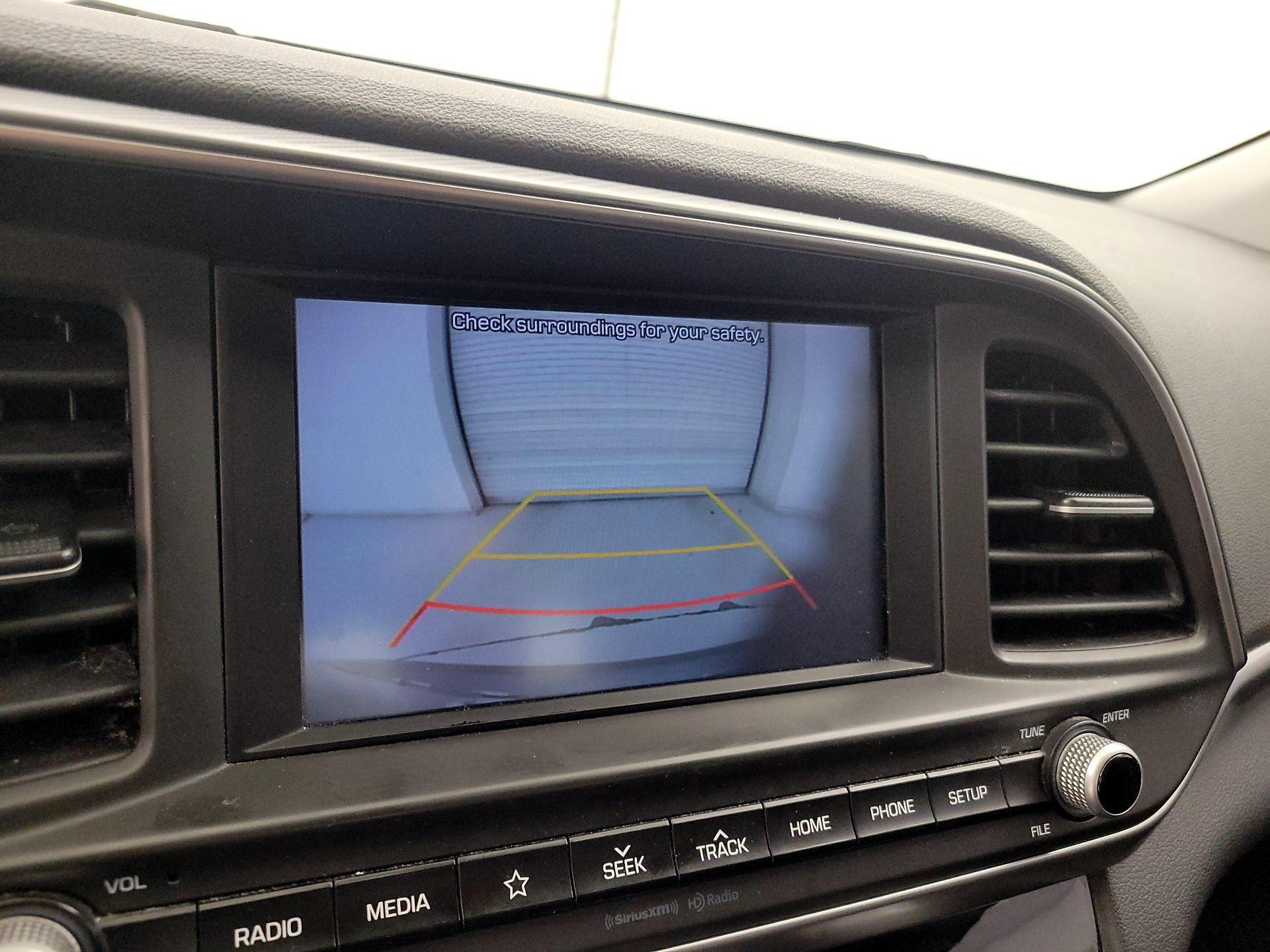 Thumbnail: 2019 Hyundai Elantra - 14