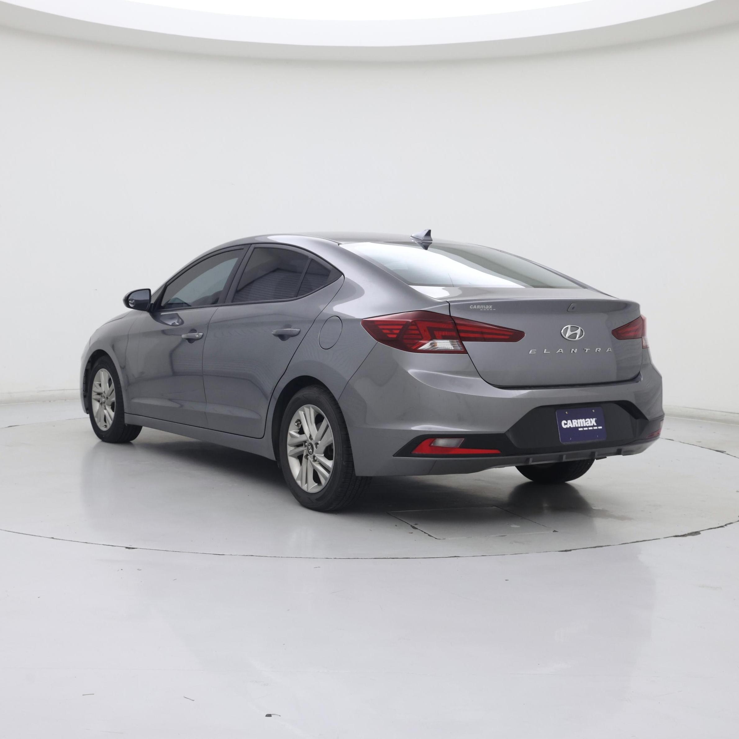 Thumbnail: 2019 Hyundai Elantra - 2