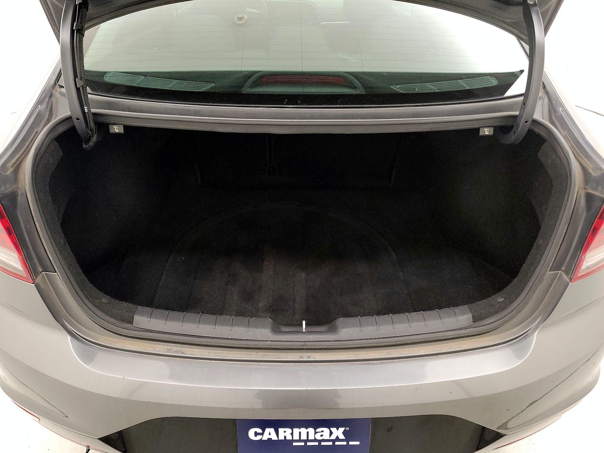 Thumbnail: 2019 Hyundai Elantra - 20