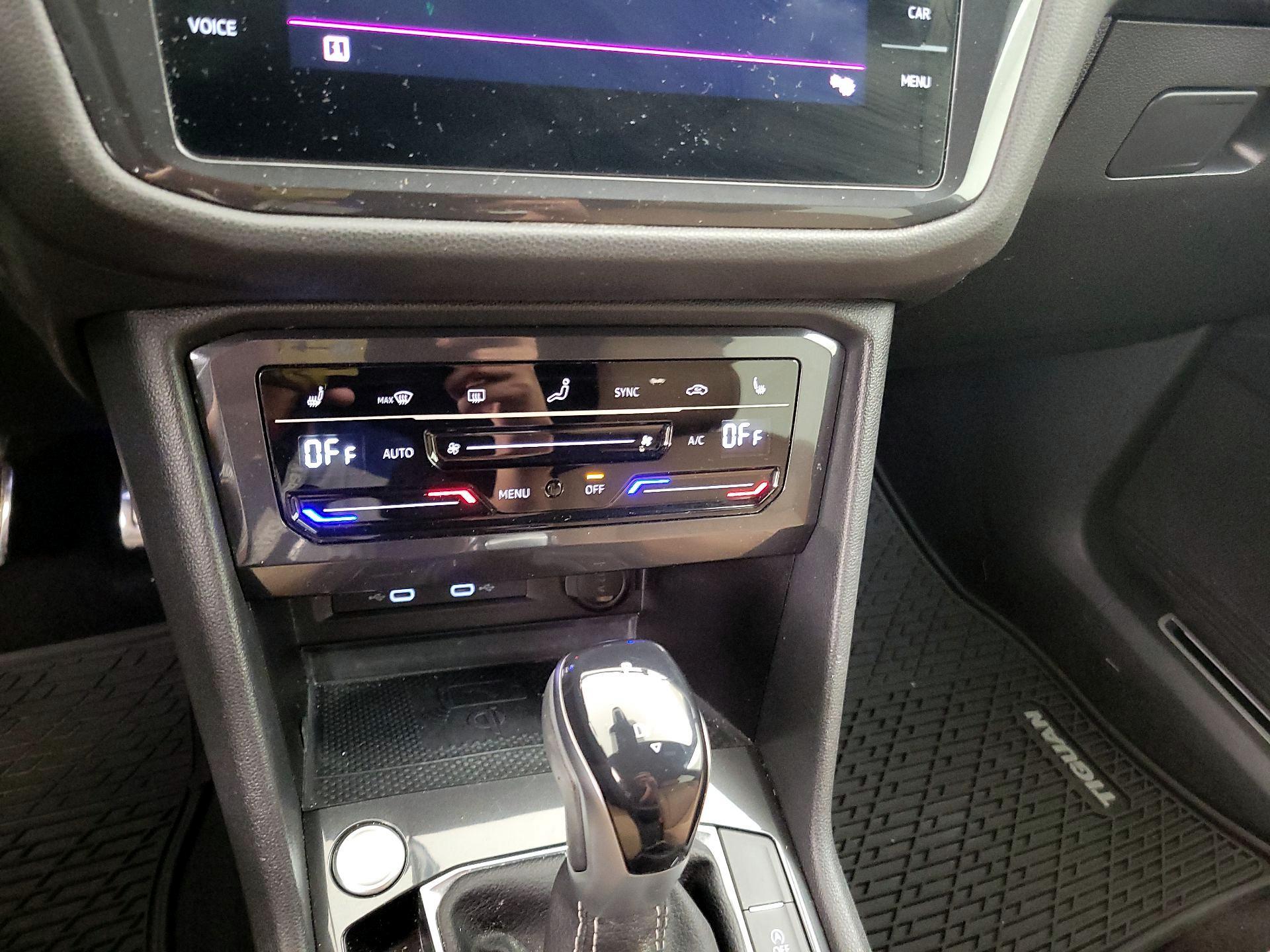 Thumbnail: 2022 Volkswagen Tiguan - 16