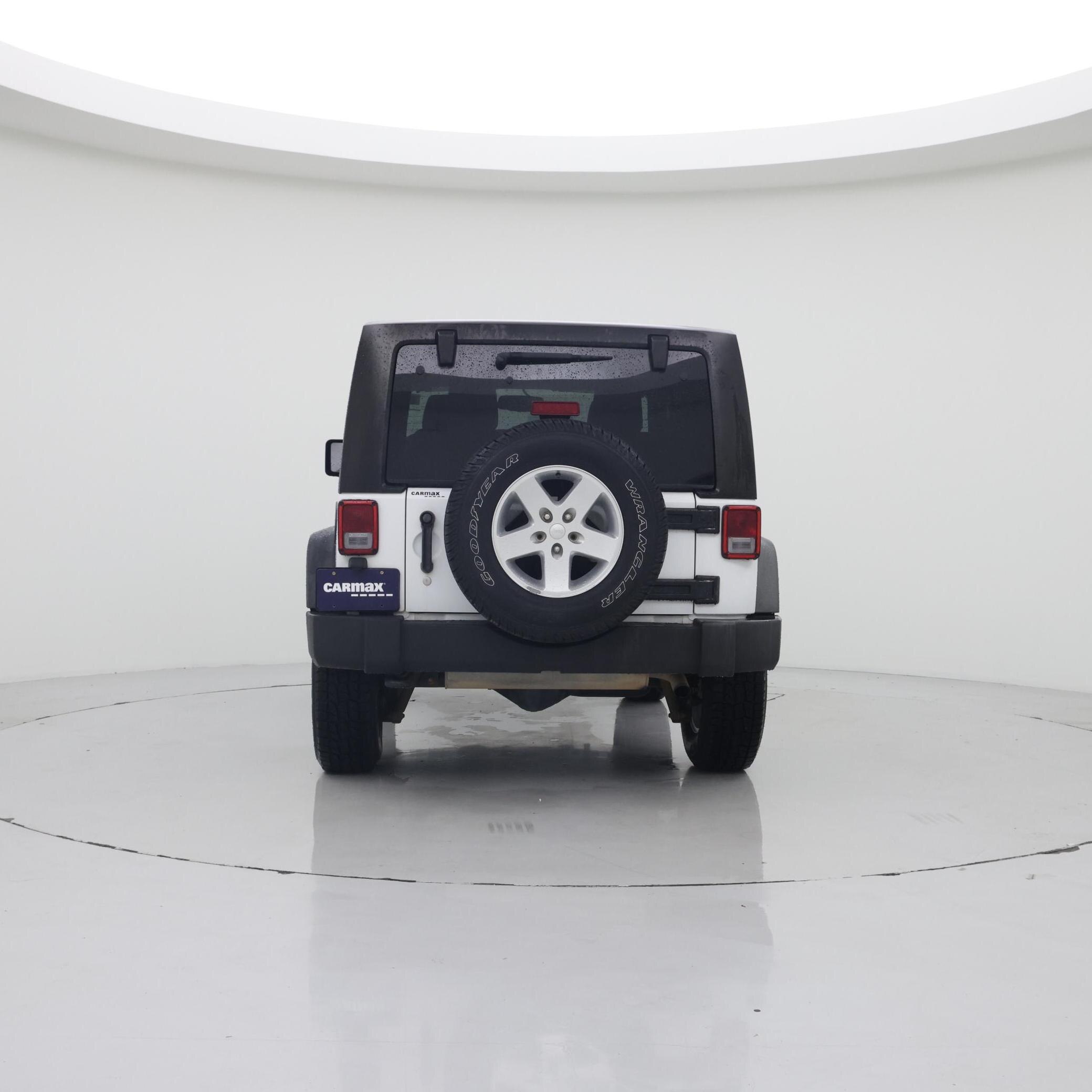 Thumbnail: 2015 Jeep Wrangler - 6