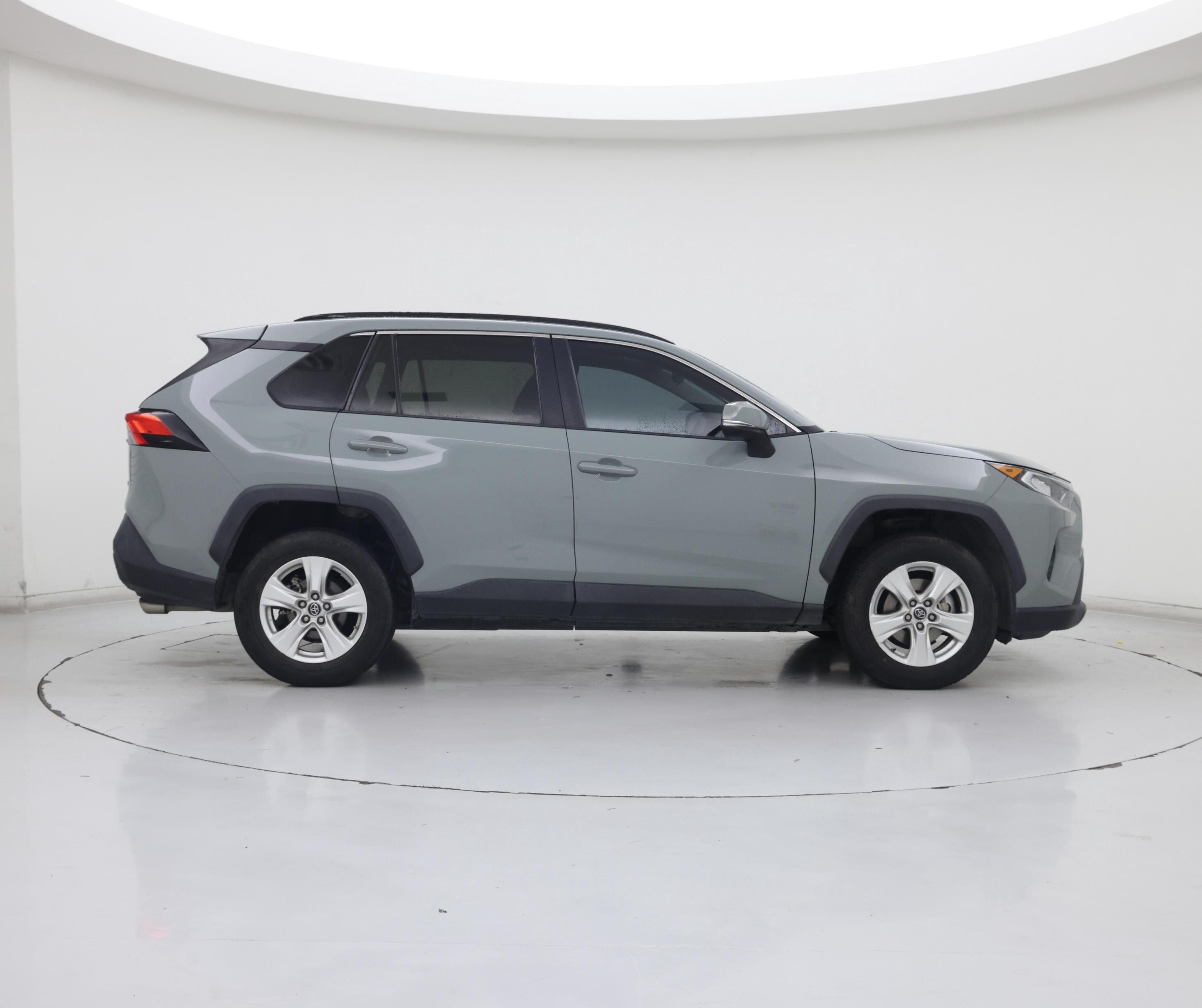 Thumbnail: 2019 Toyota RAV4 - 7