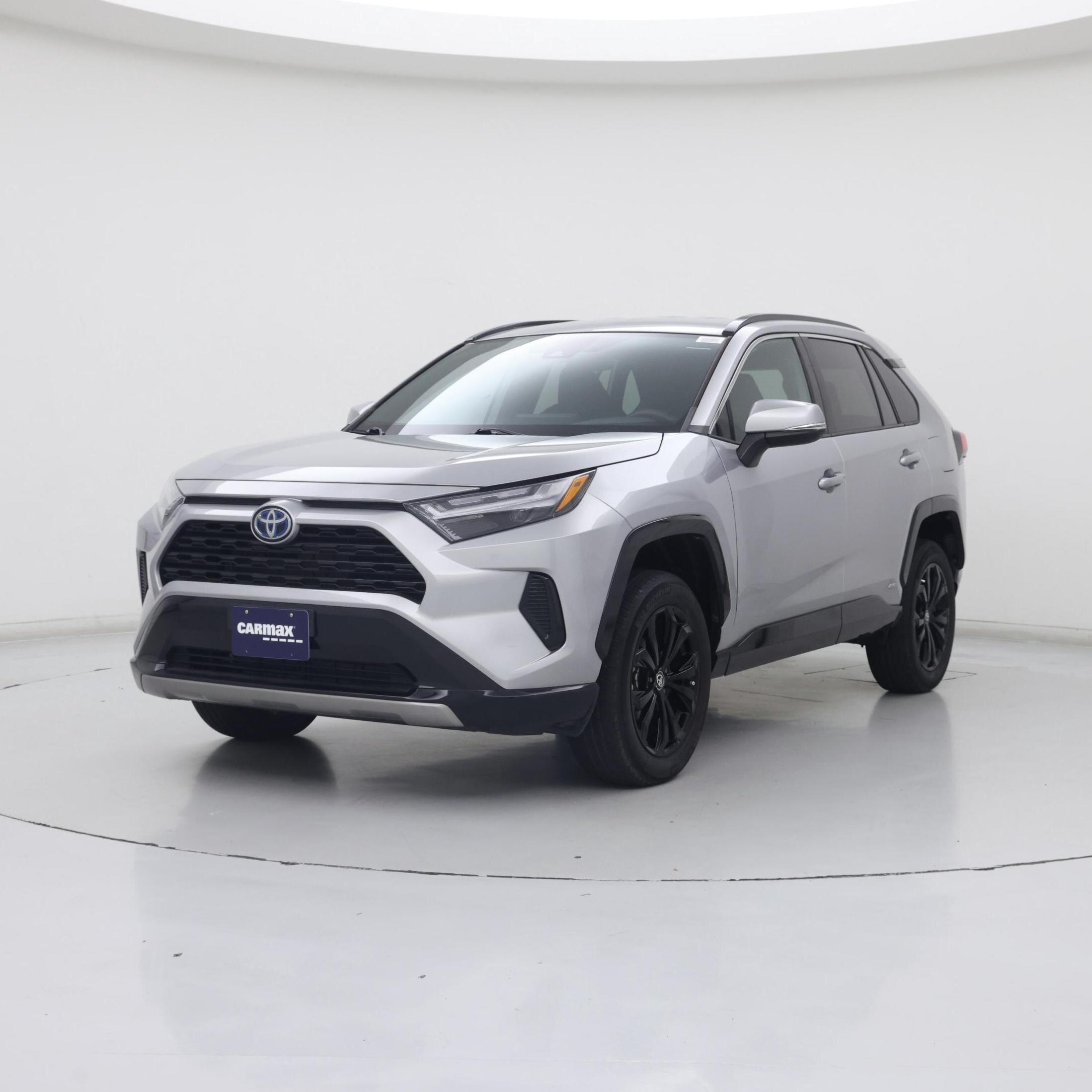 Thumbnail: 2022 Toyota RAV4 - 4