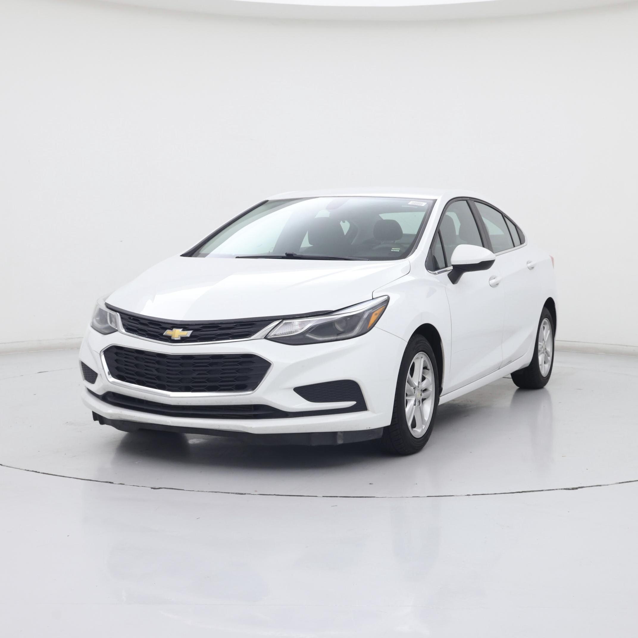 Thumbnail: 2017 Chevrolet Cruze - 4