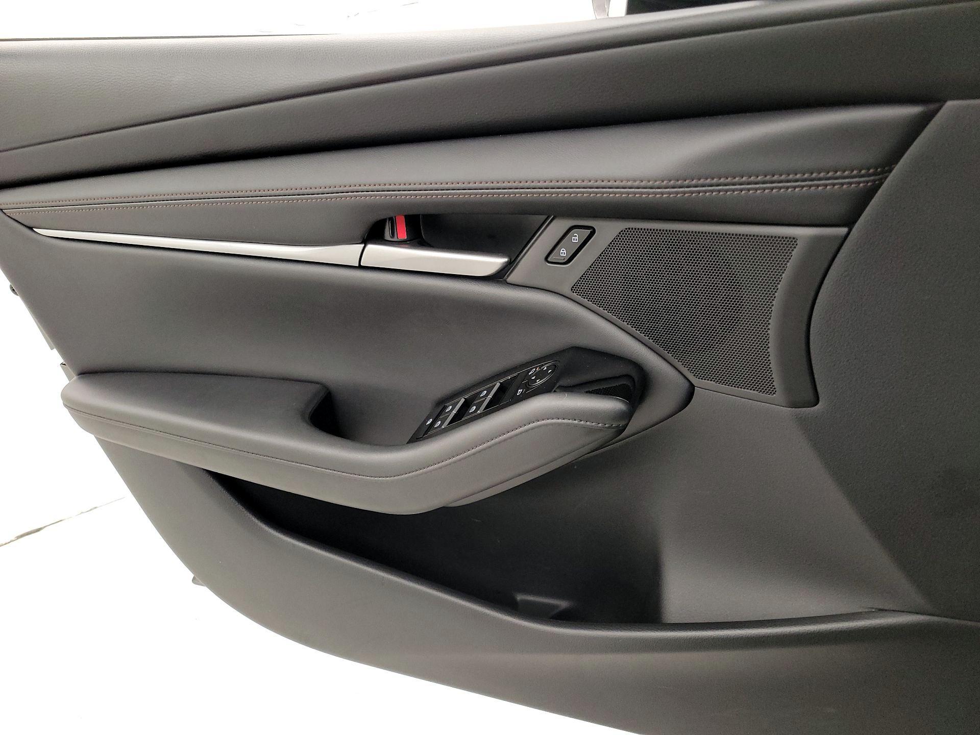 Thumbnail: 2025 Mazda Mazda3 - 12