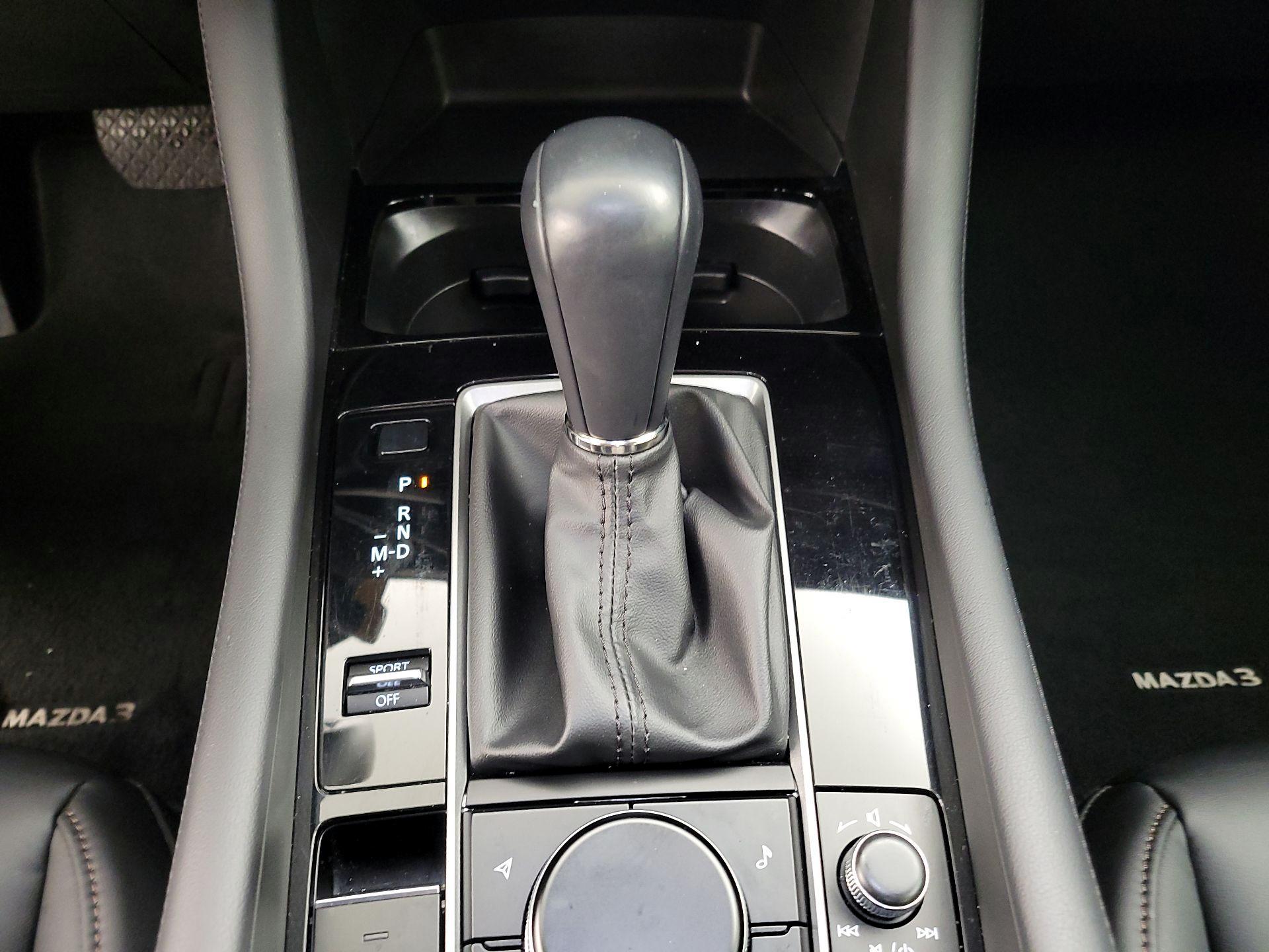 Thumbnail: 2025 Mazda Mazda3 - 17