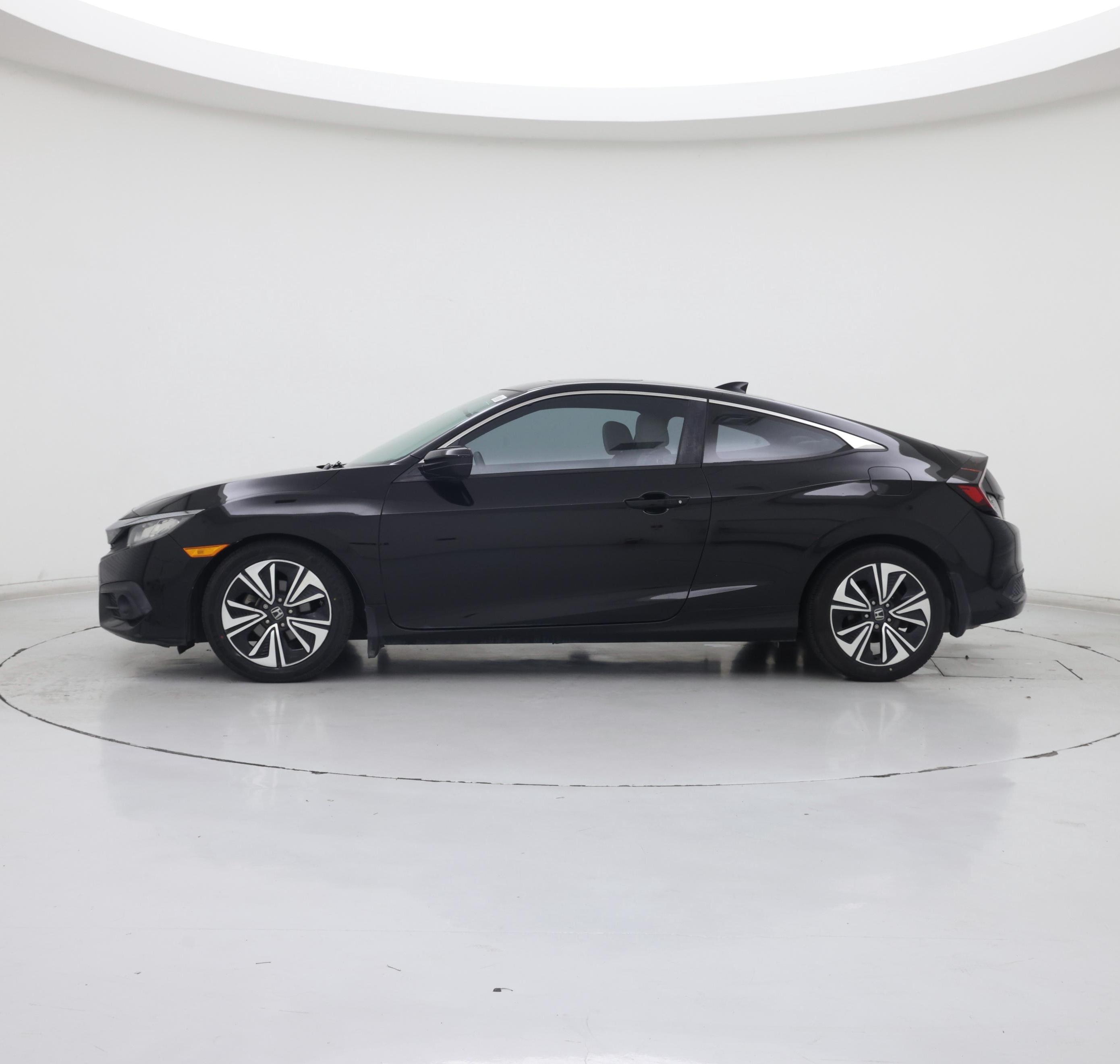 Thumbnail: 2016 Honda Civic - 3