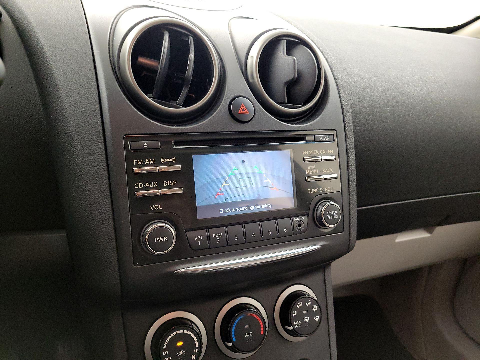 Thumbnail: 2014 Nissan Rogue - 14