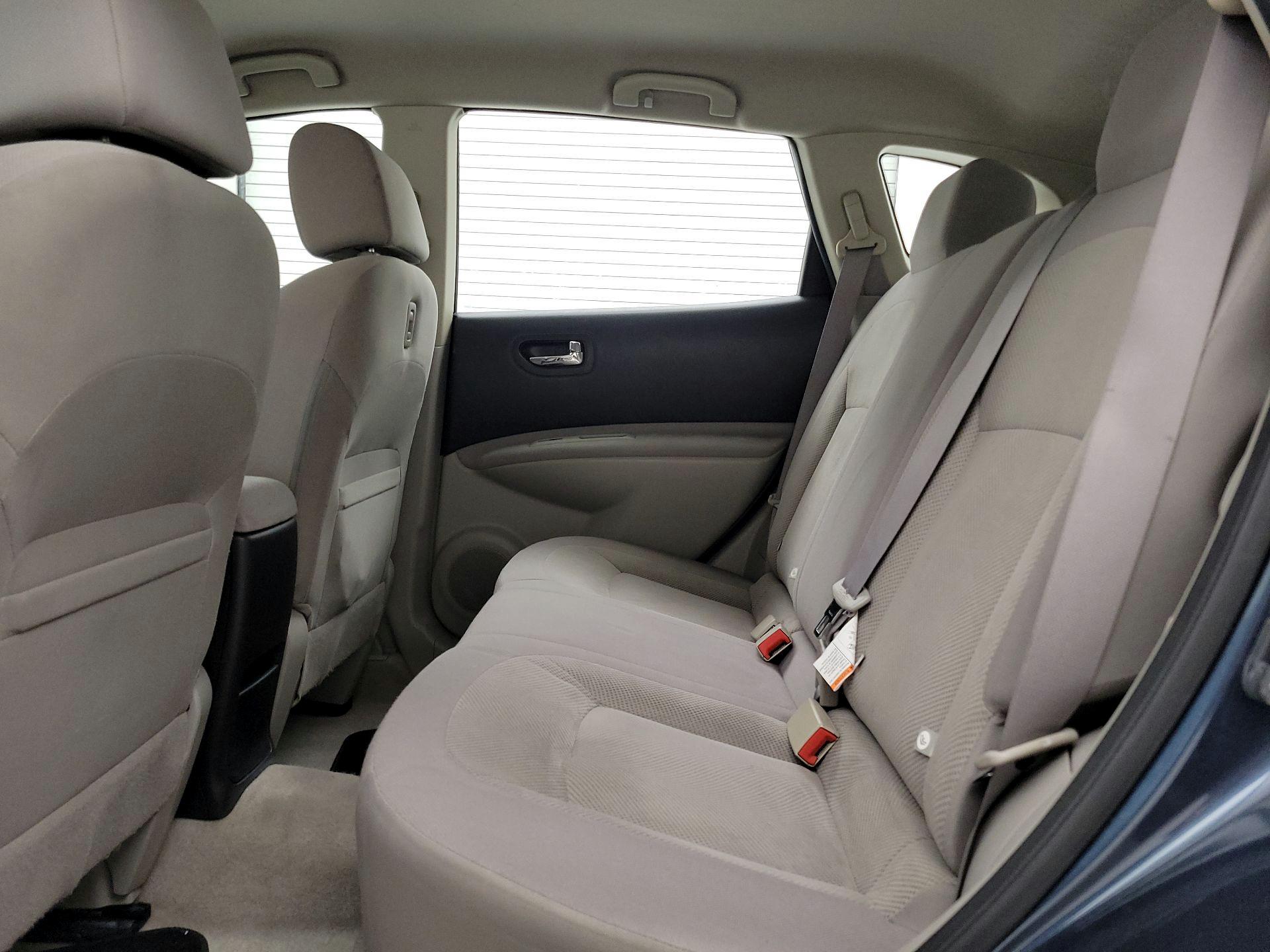 Thumbnail: 2014 Nissan Rogue - 19