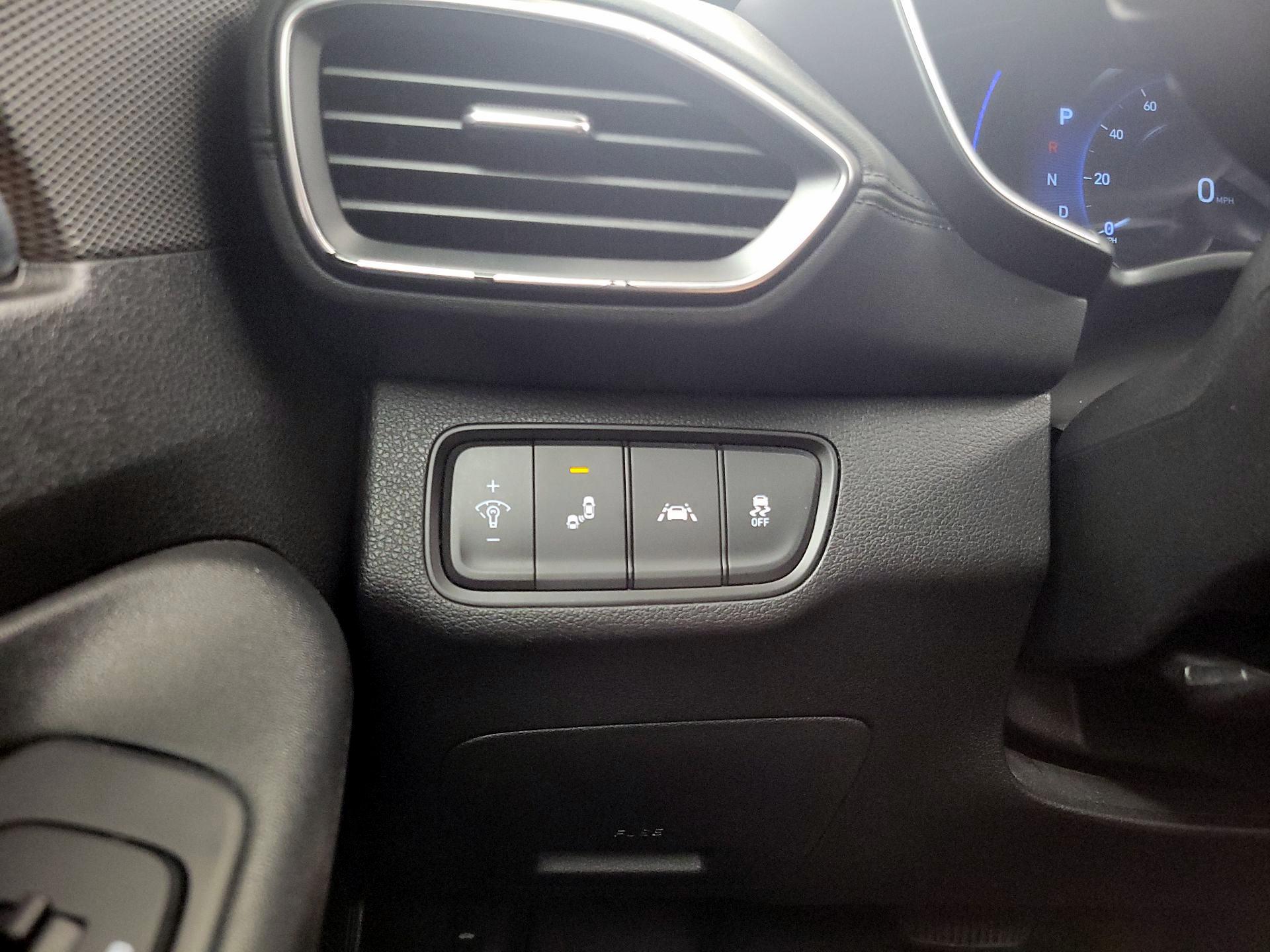 Thumbnail: 2019 Hyundai Santa Fe - 13