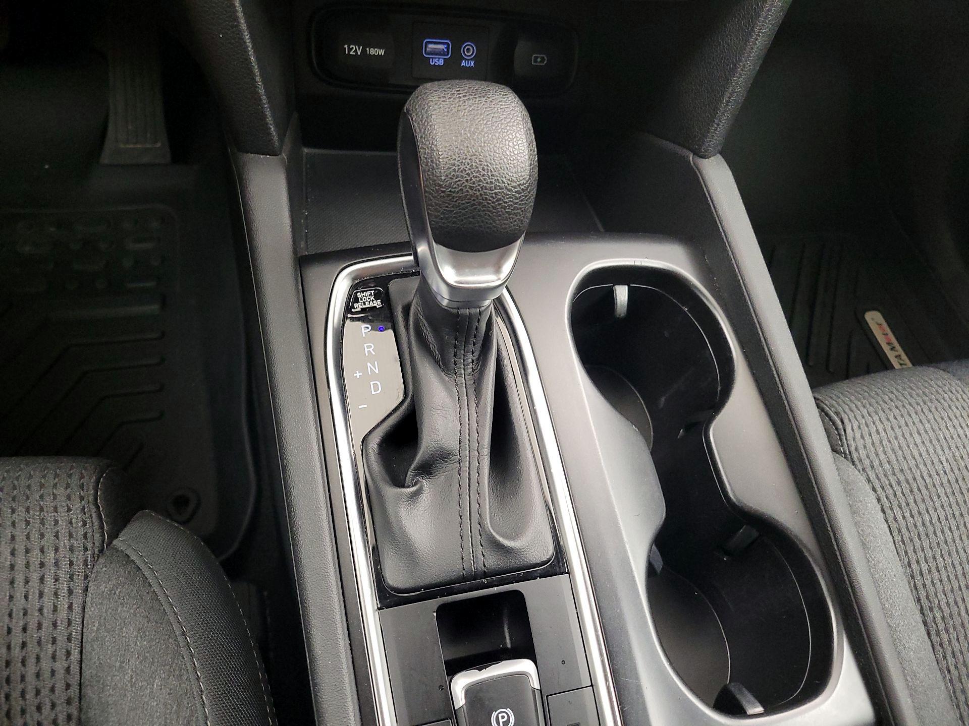 Thumbnail: 2019 Hyundai Santa Fe - 17