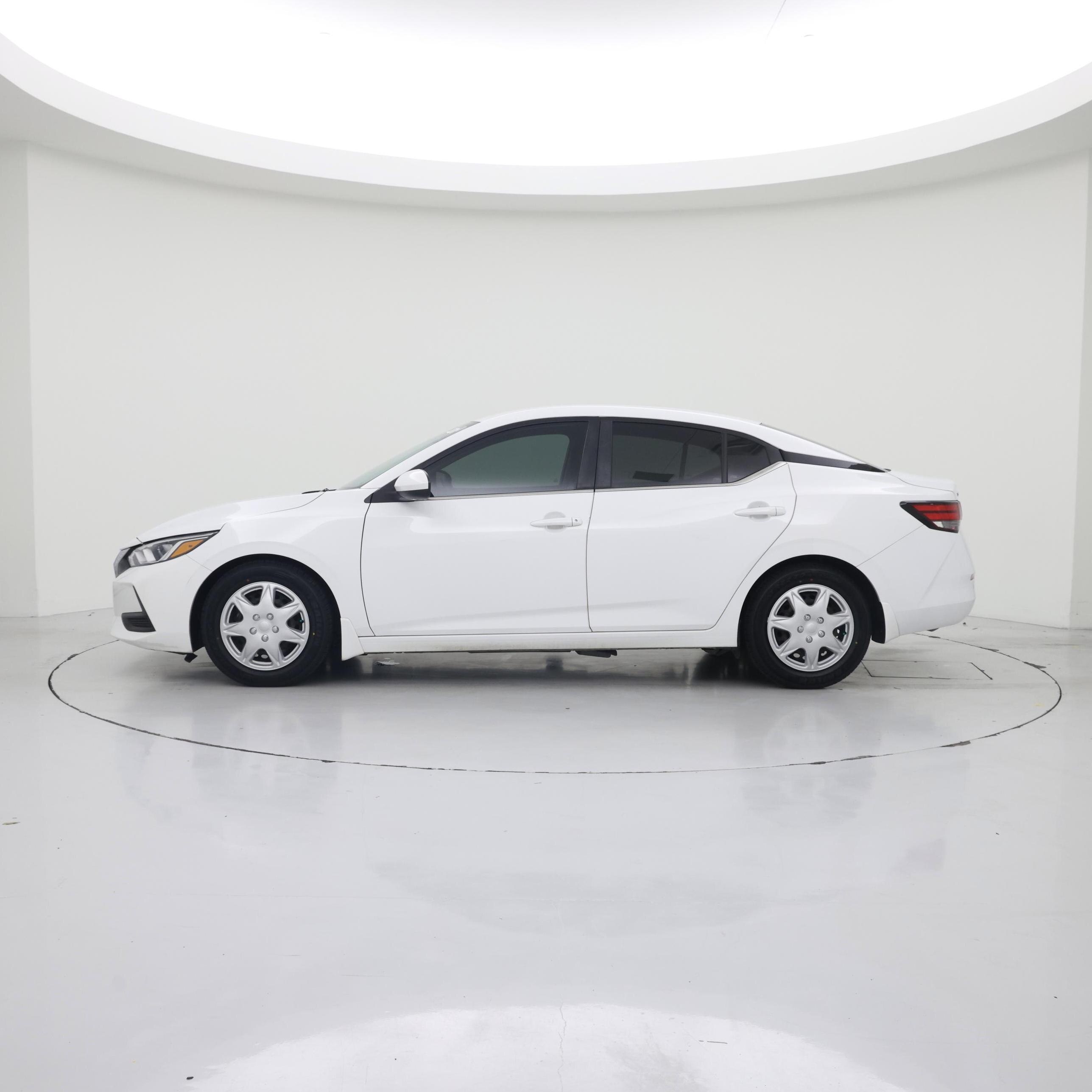 Thumbnail: 2021 Nissan Sentra - 3