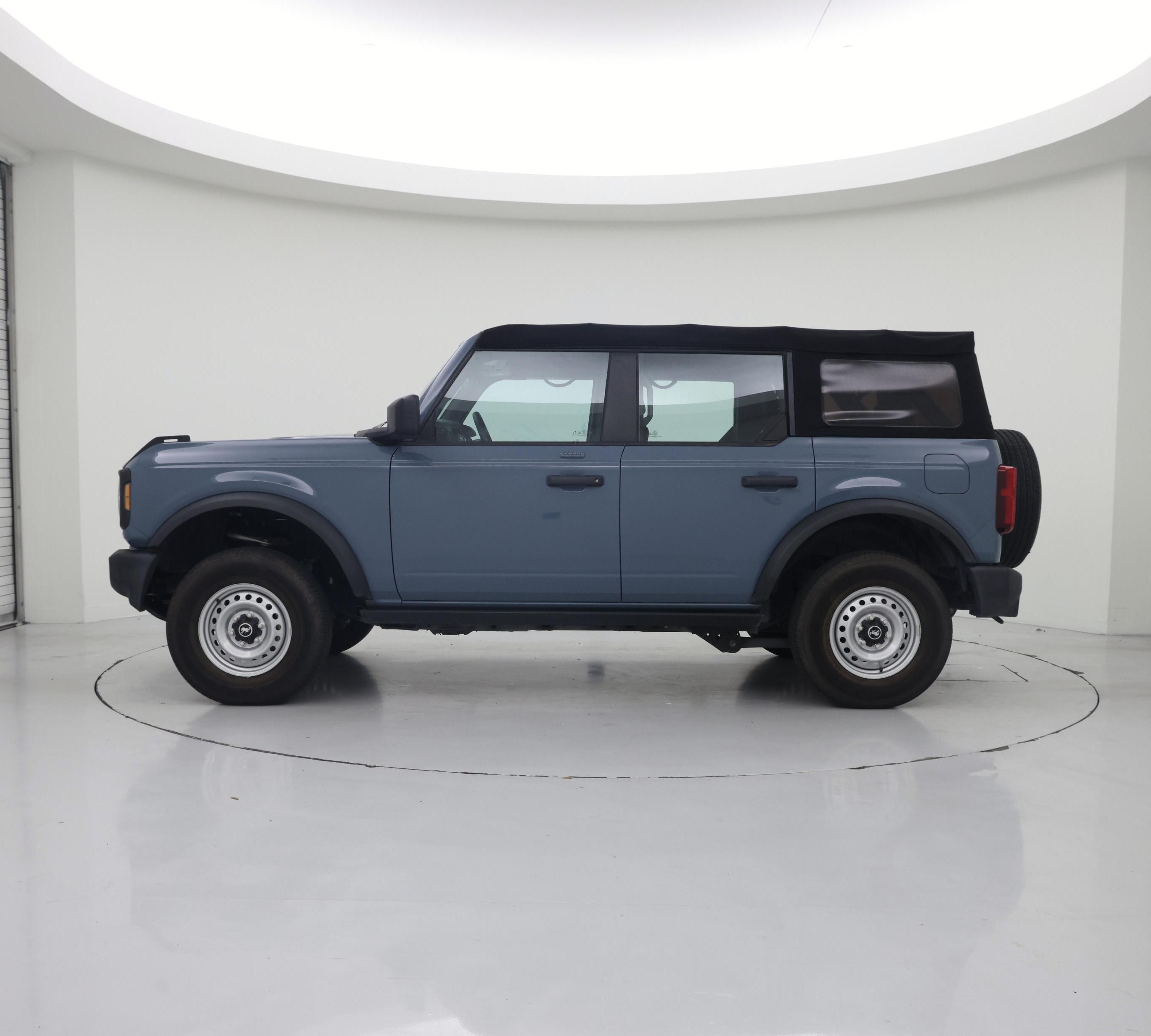 Thumbnail: 2022 Ford Bronco - 3