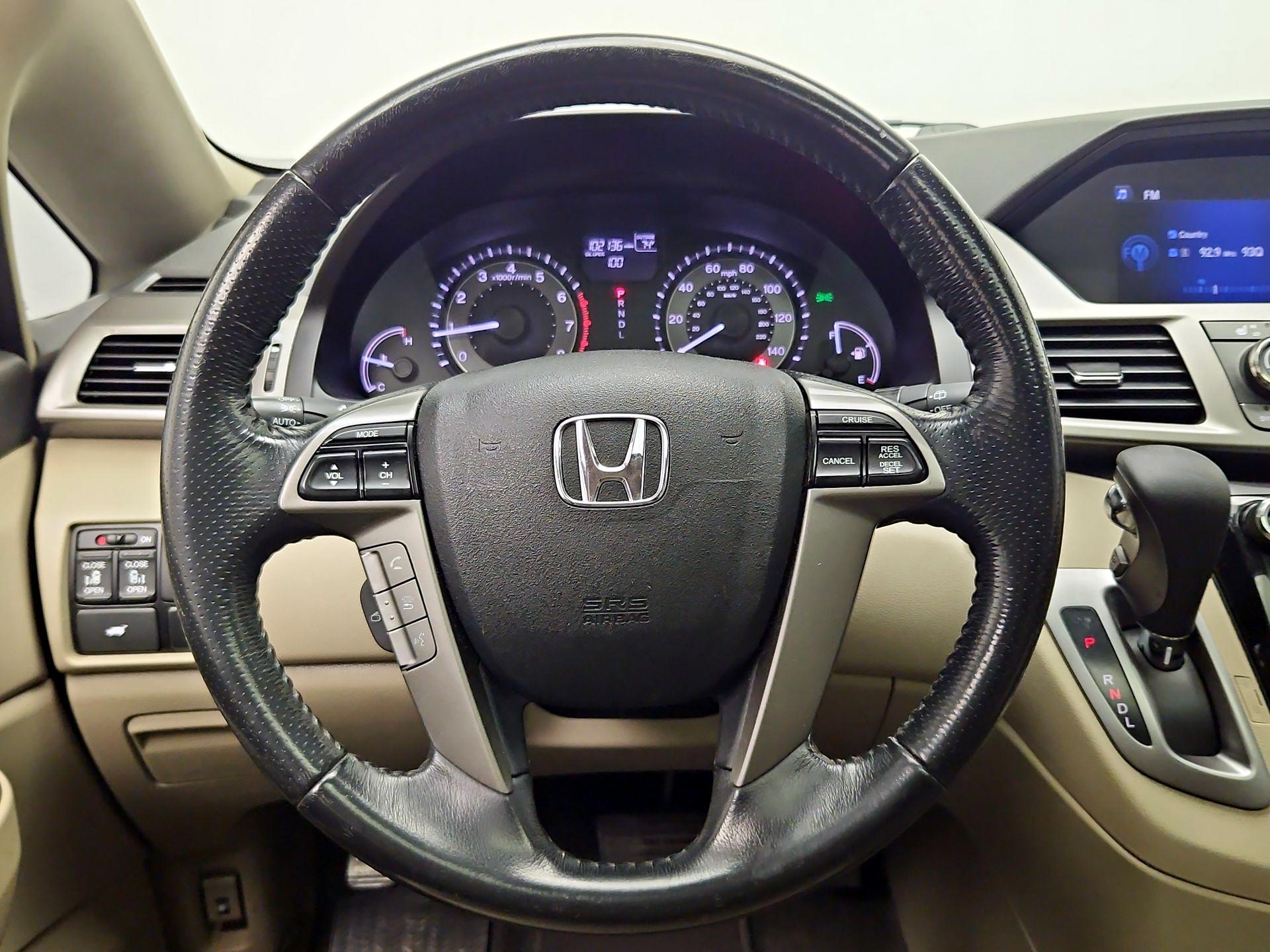 Thumbnail: 2016 Honda Odyssey - 10