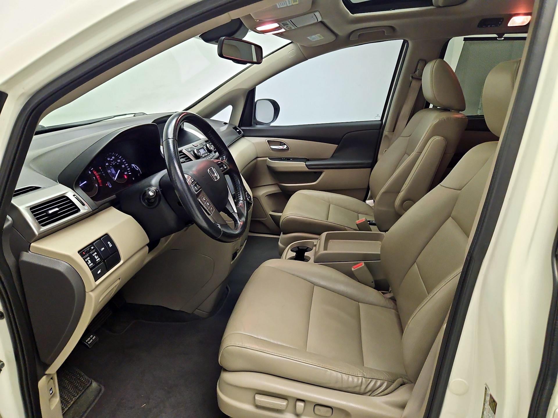 Thumbnail: 2016 Honda Odyssey - 11