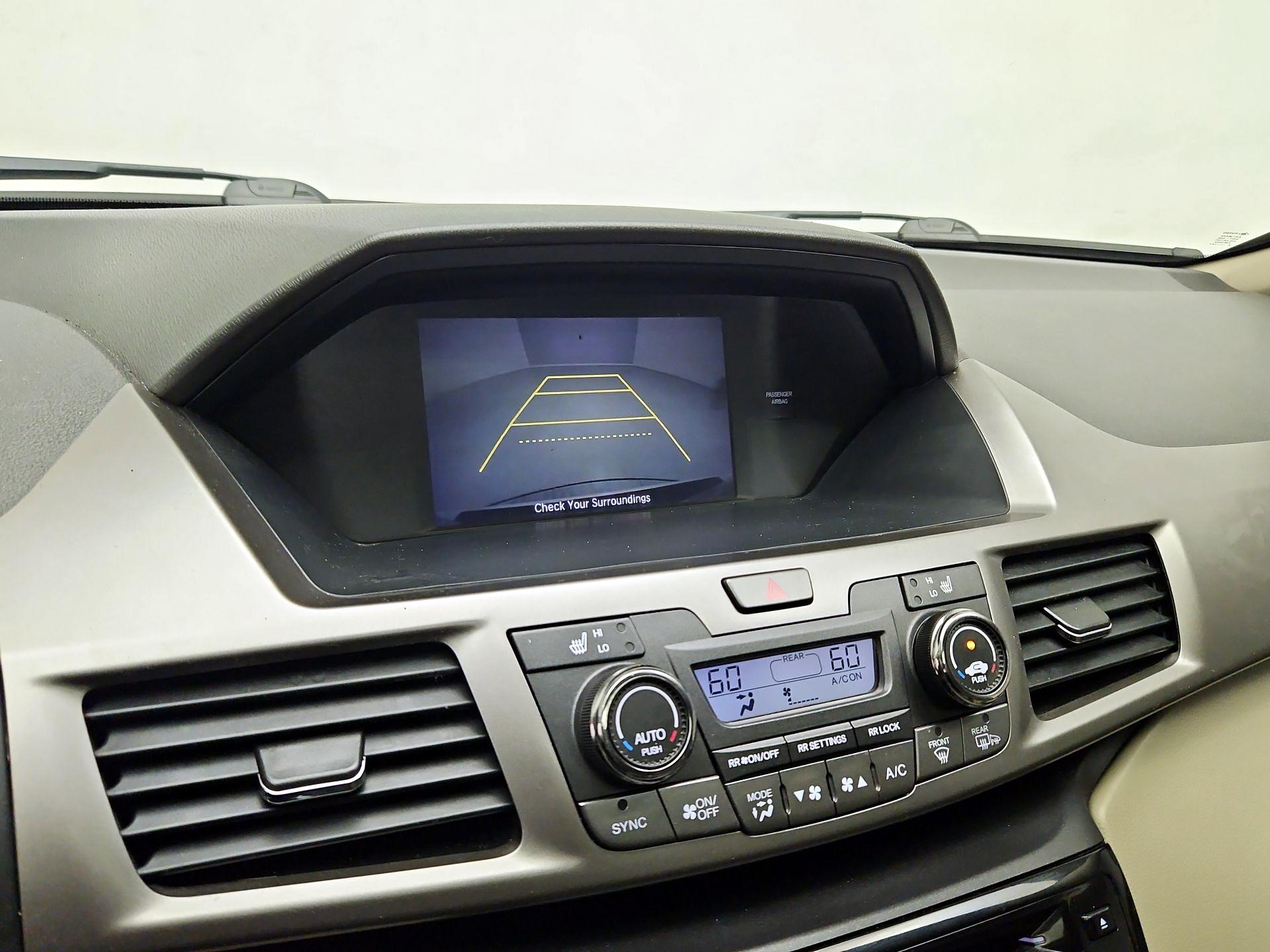 Thumbnail: 2016 Honda Odyssey - 14