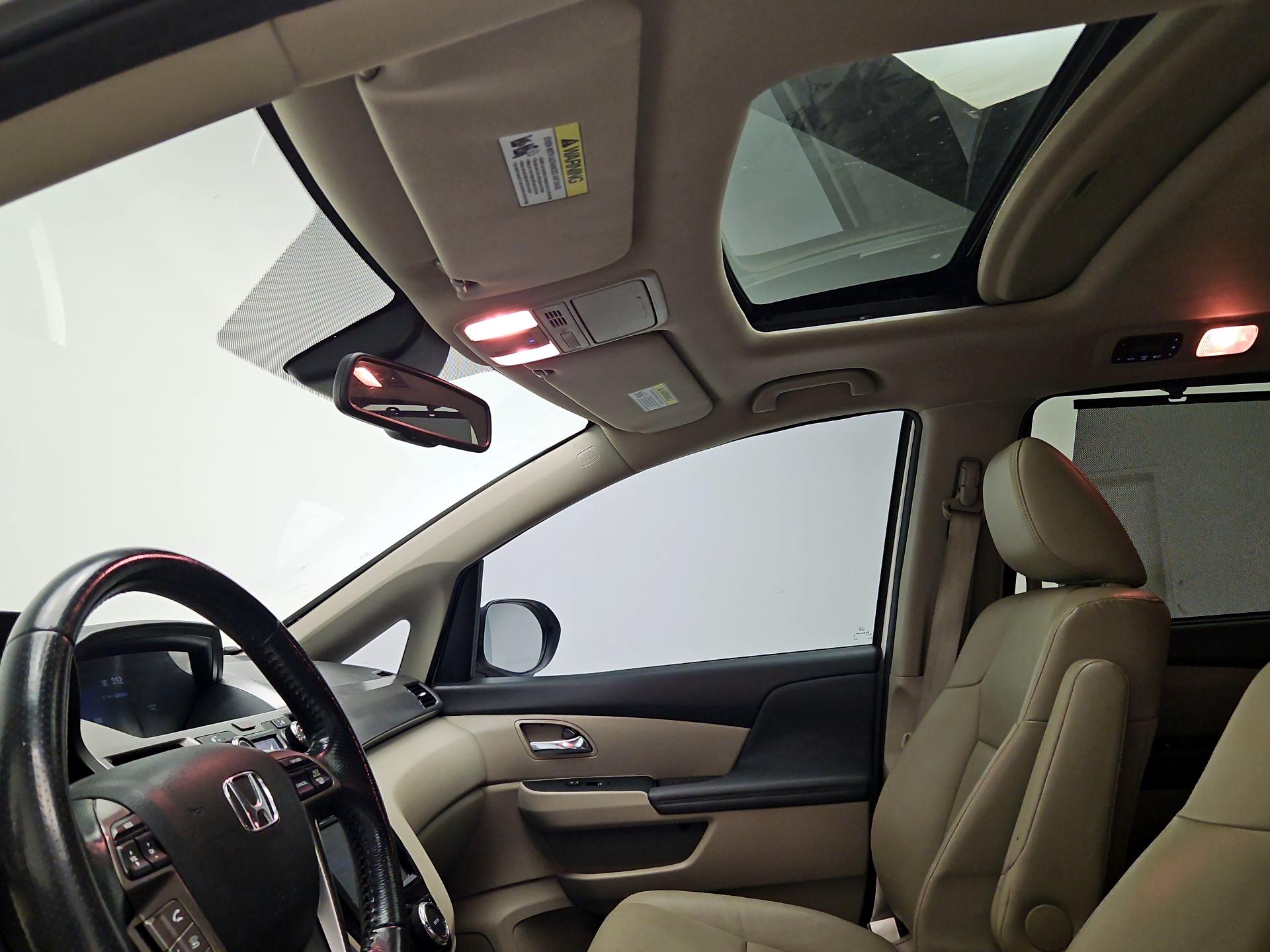 Thumbnail: 2016 Honda Odyssey - 19