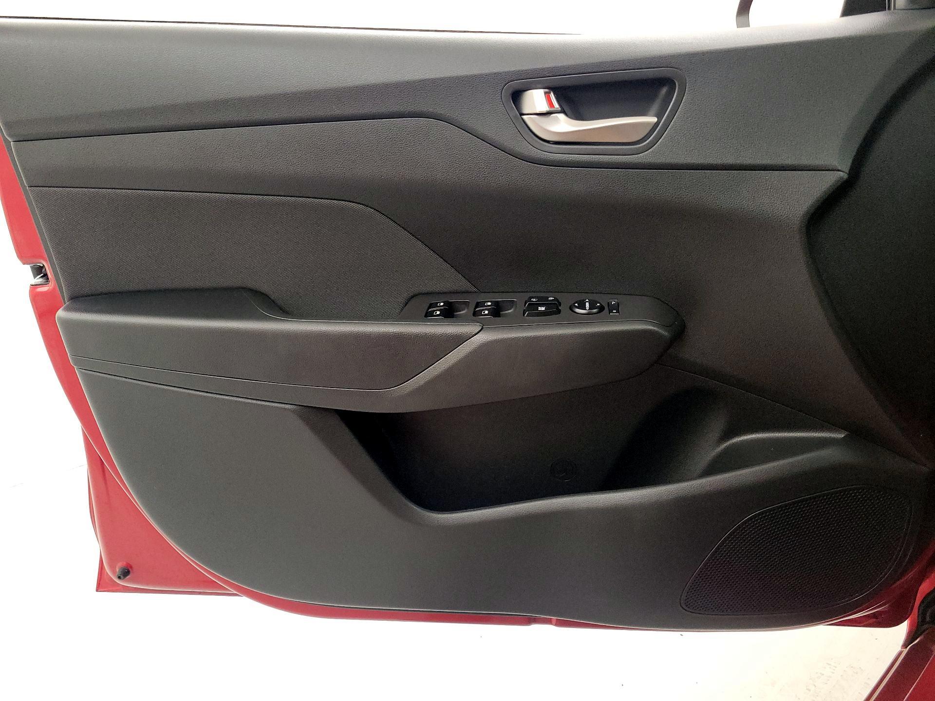 Thumbnail: 2020 Hyundai Accent - 12