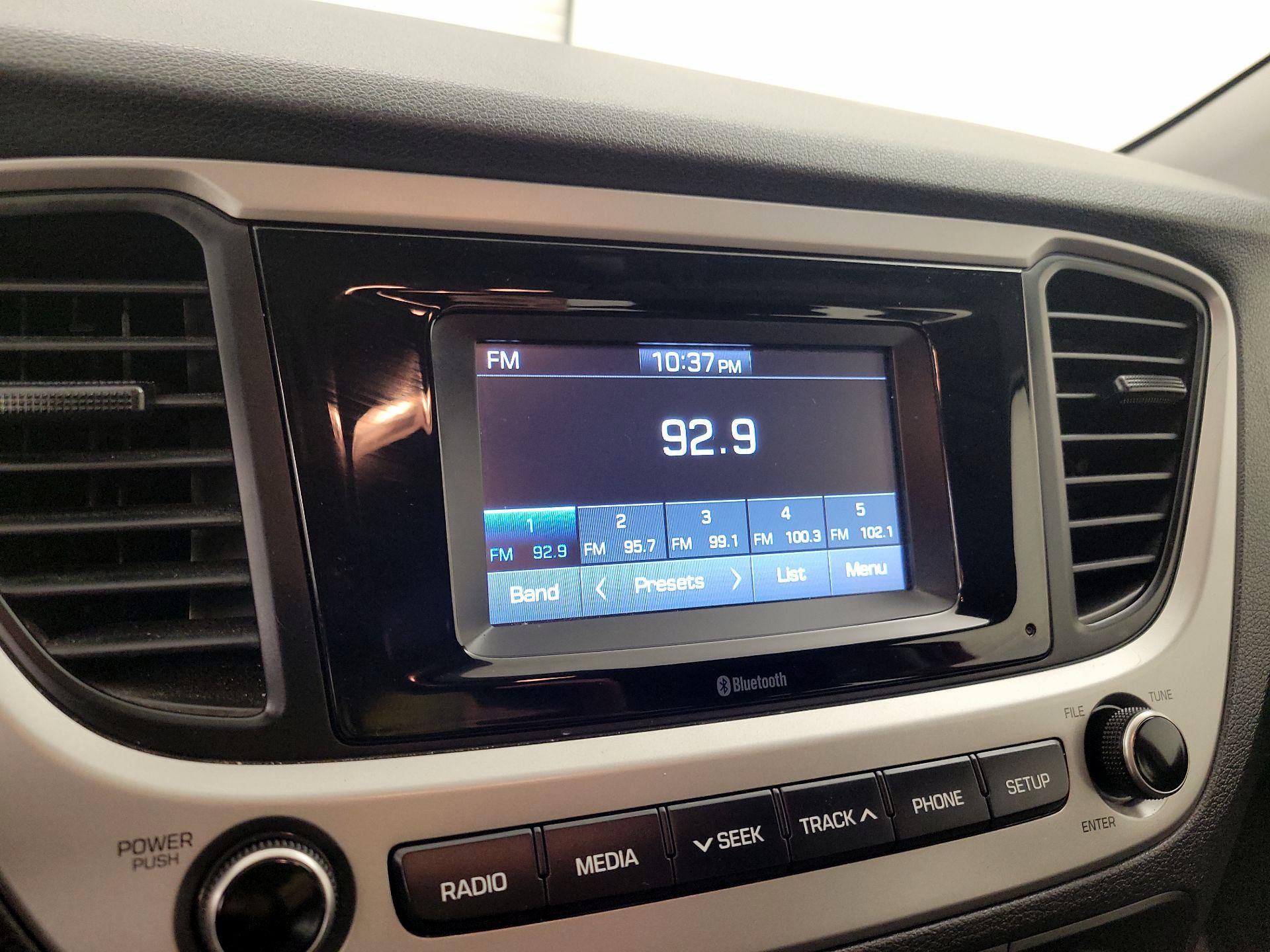 Thumbnail: 2020 Hyundai Accent - 15