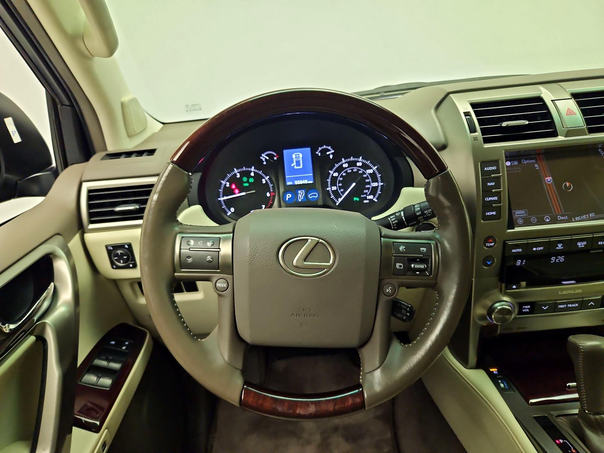 Thumbnail: 2016 Lexus GX - 10