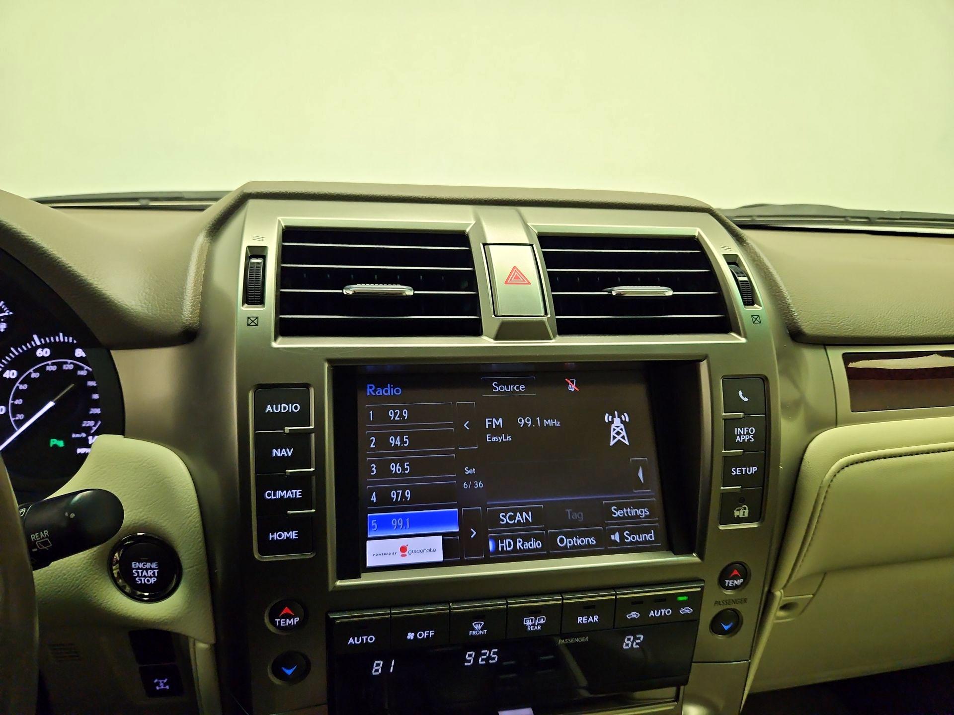 Thumbnail: 2016 Lexus GX - 15