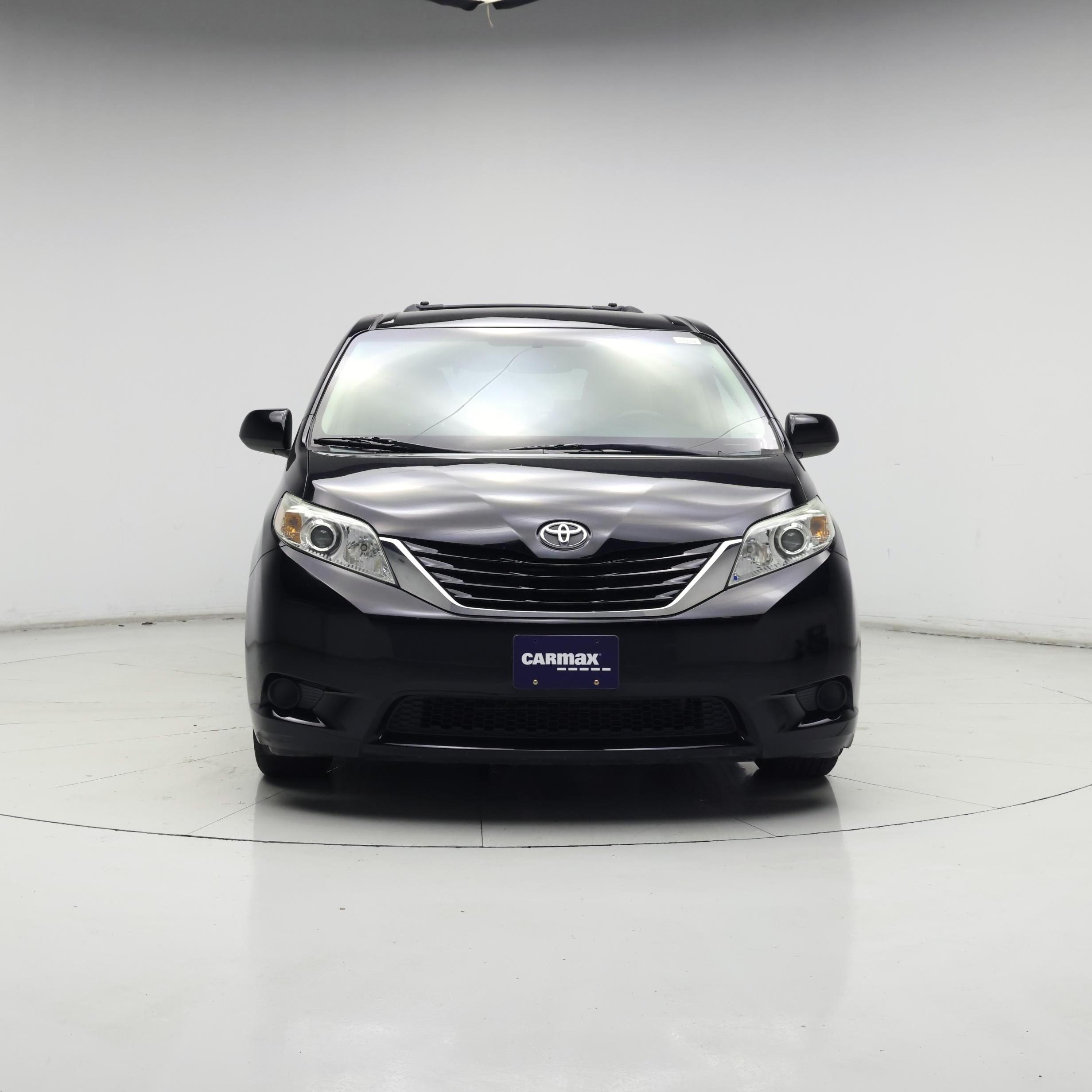 Thumbnail: 2015 Toyota Sienna - 5