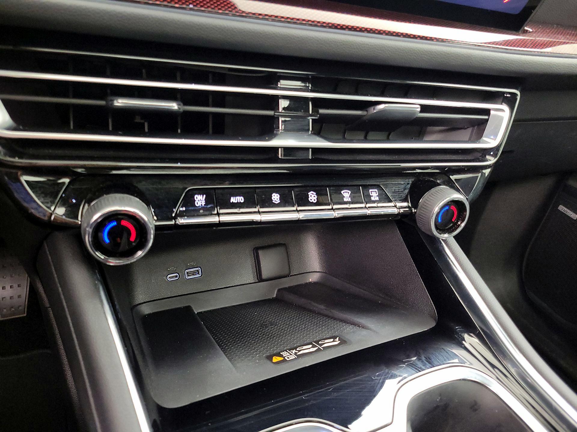 Thumbnail: 2025 Chevrolet Traverse - 17