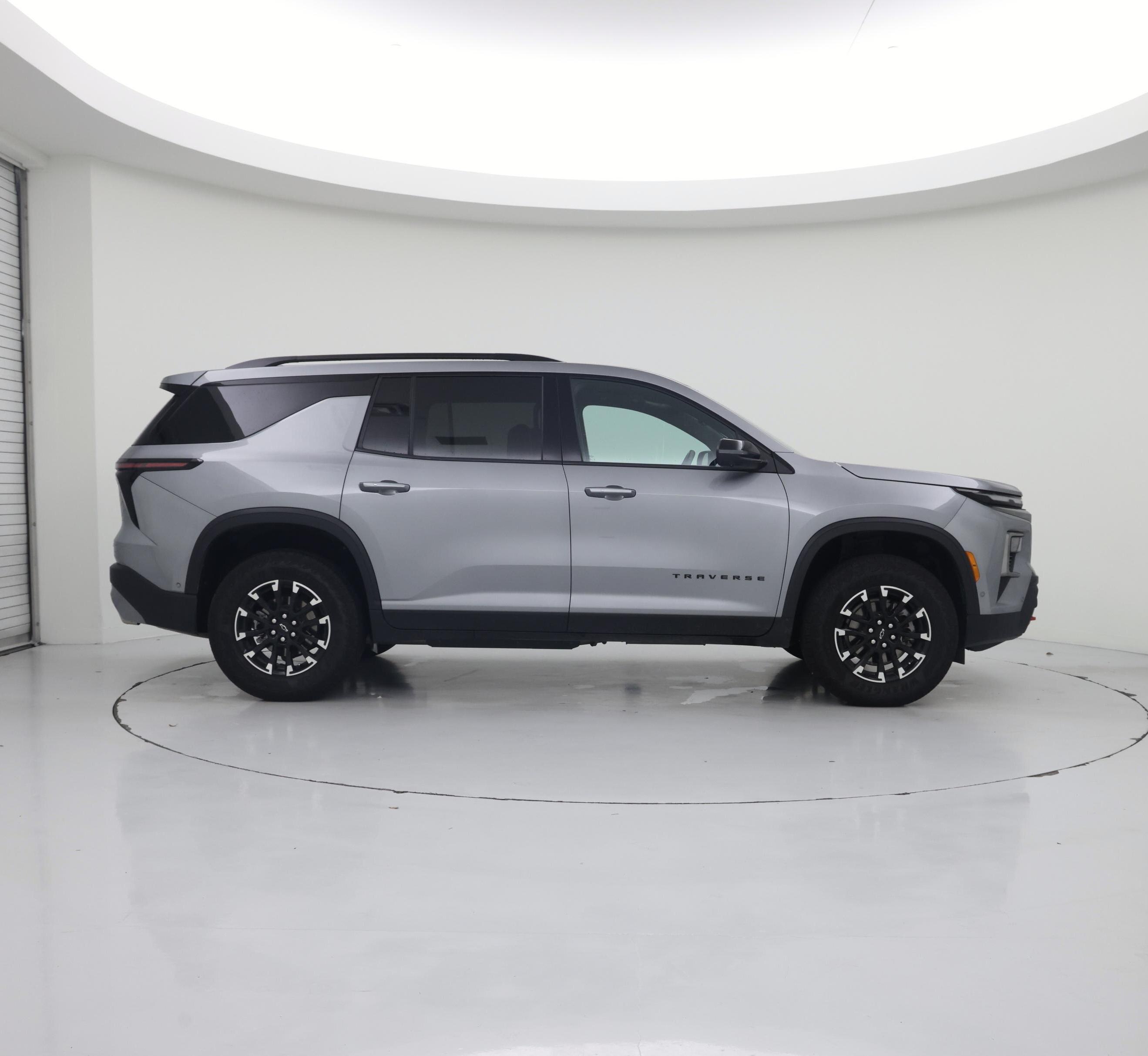 Thumbnail: 2025 Chevrolet Traverse - 7