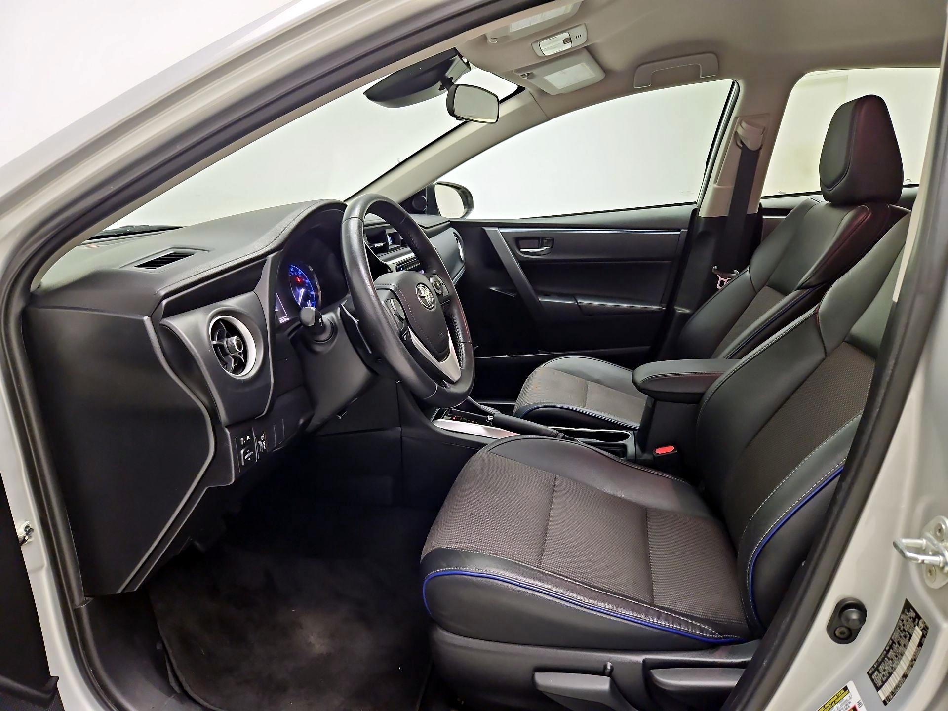 Thumbnail: 2018 Toyota Corolla - 11