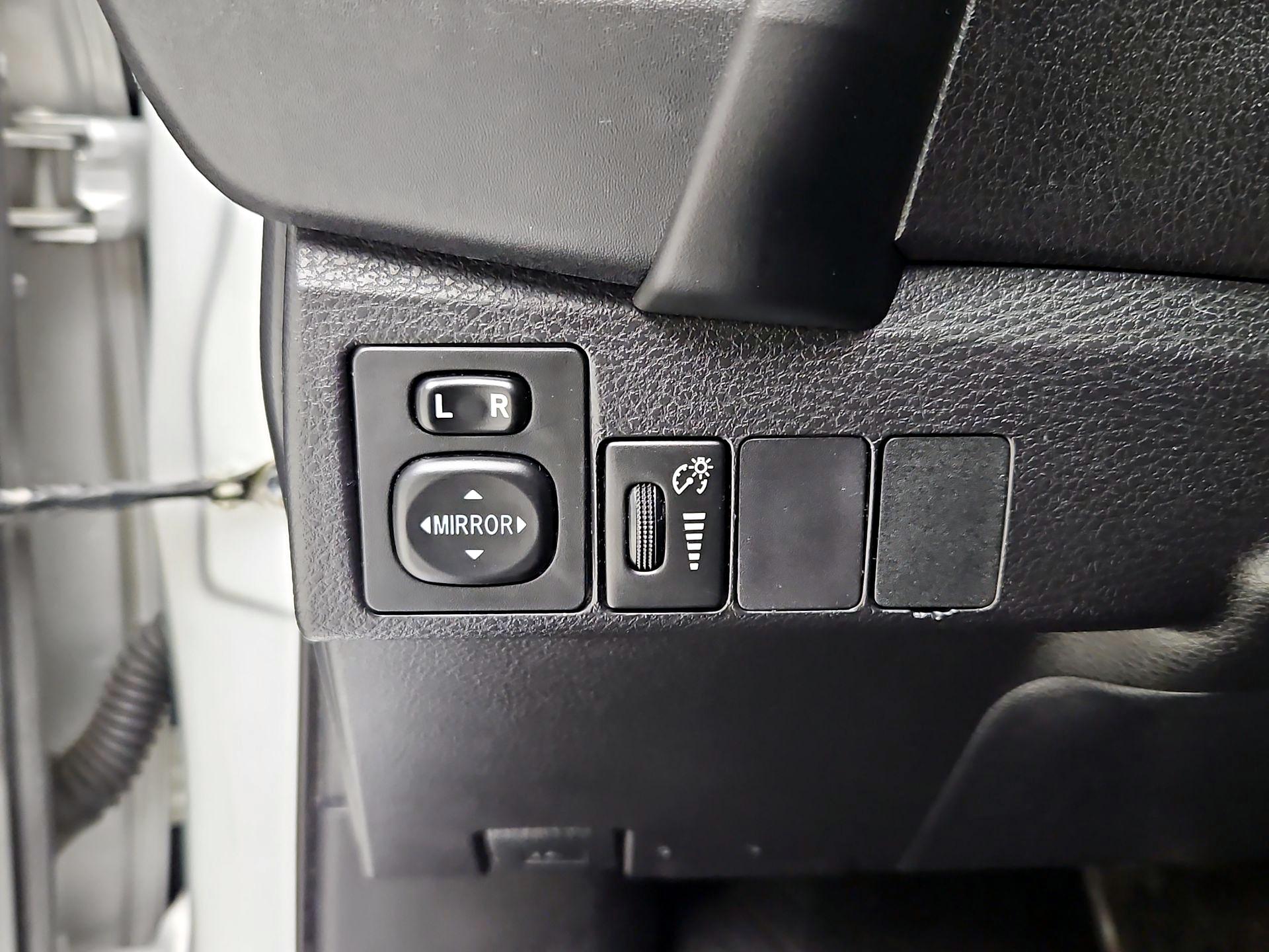 Thumbnail: 2018 Toyota Corolla - 13