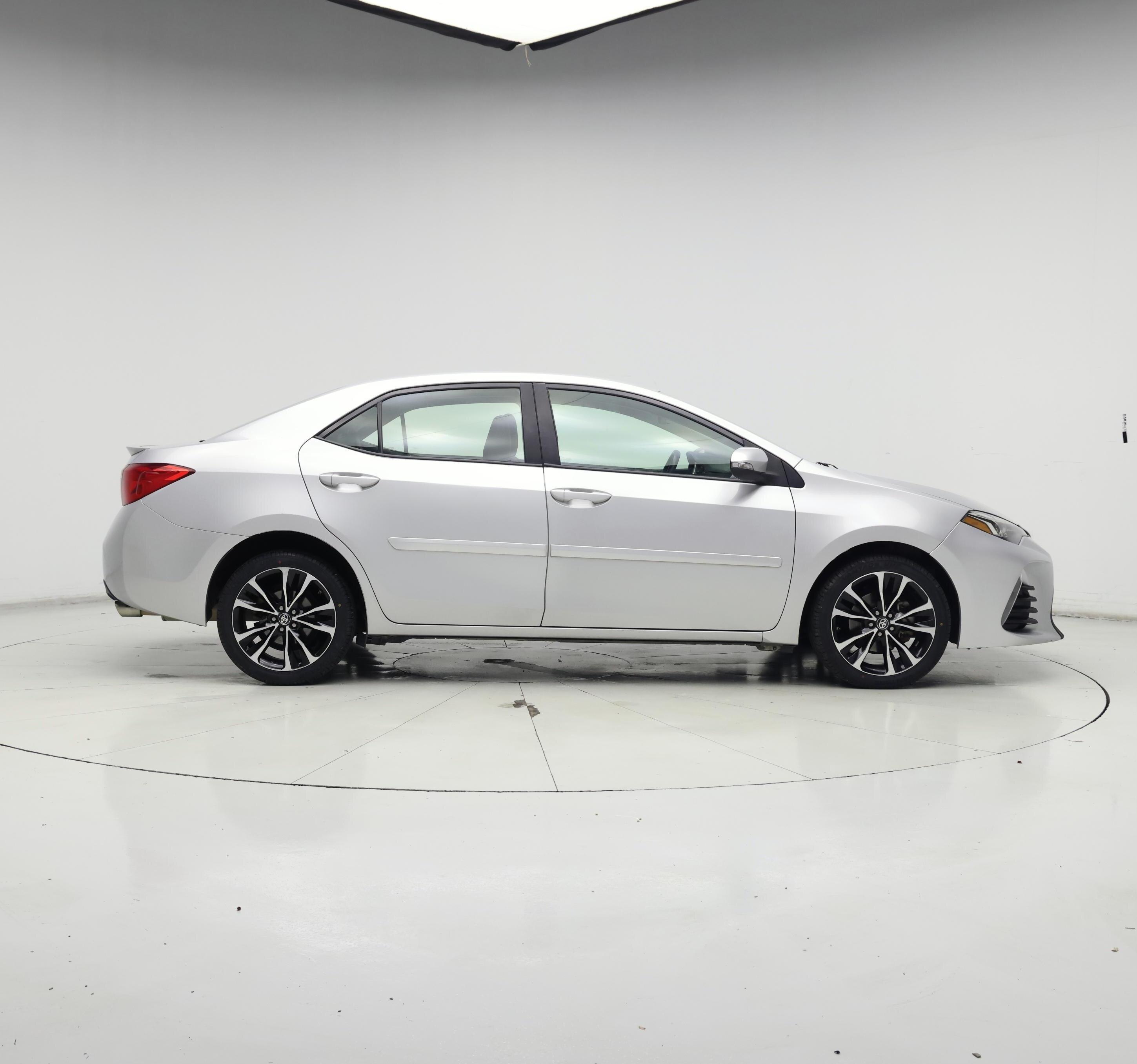 Thumbnail: 2018 Toyota Corolla - 7