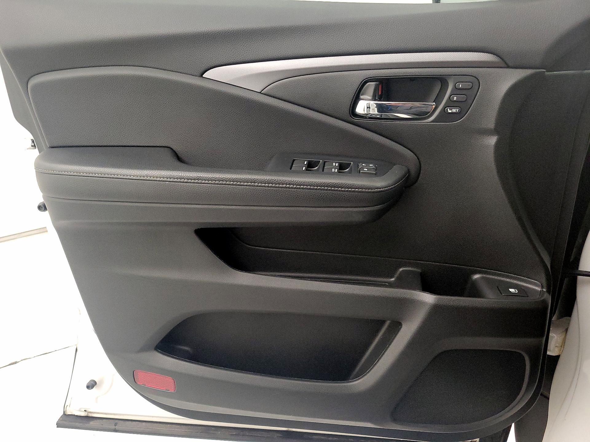 Thumbnail: 2023 Honda Ridgeline - 12