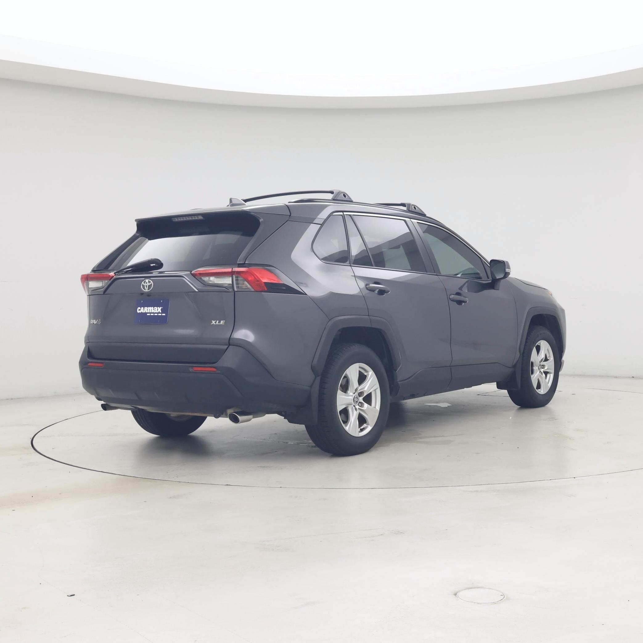 Thumbnail: 2020 Toyota RAV4 - 8