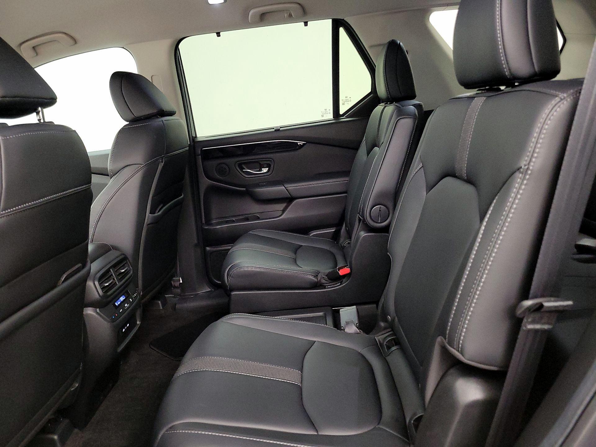 Thumbnail: 2024 Honda Pilot - 19