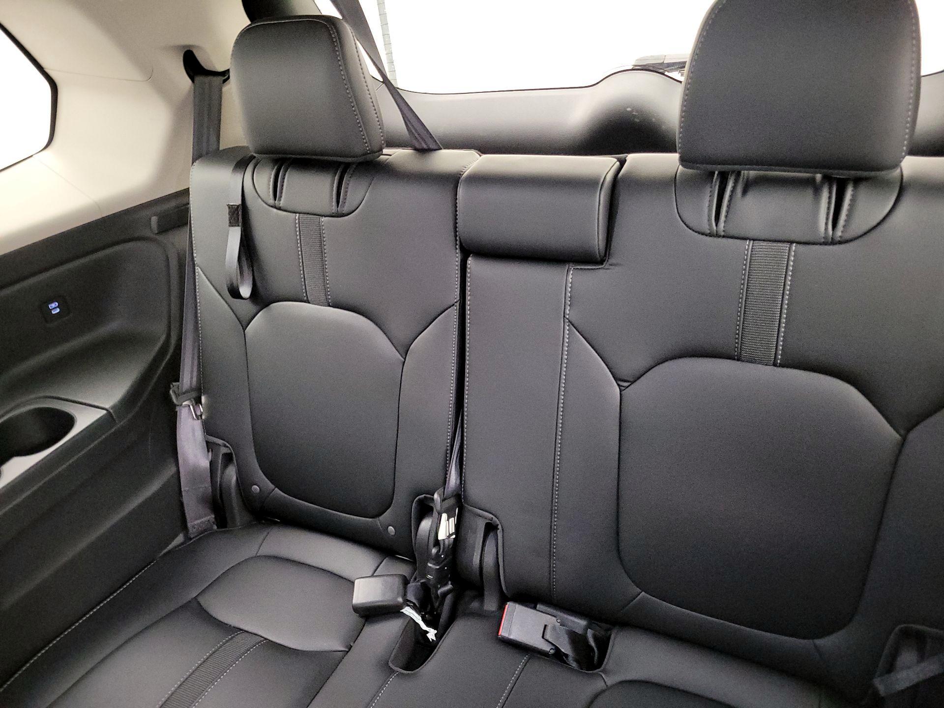 Thumbnail: 2024 Honda Pilot - 20