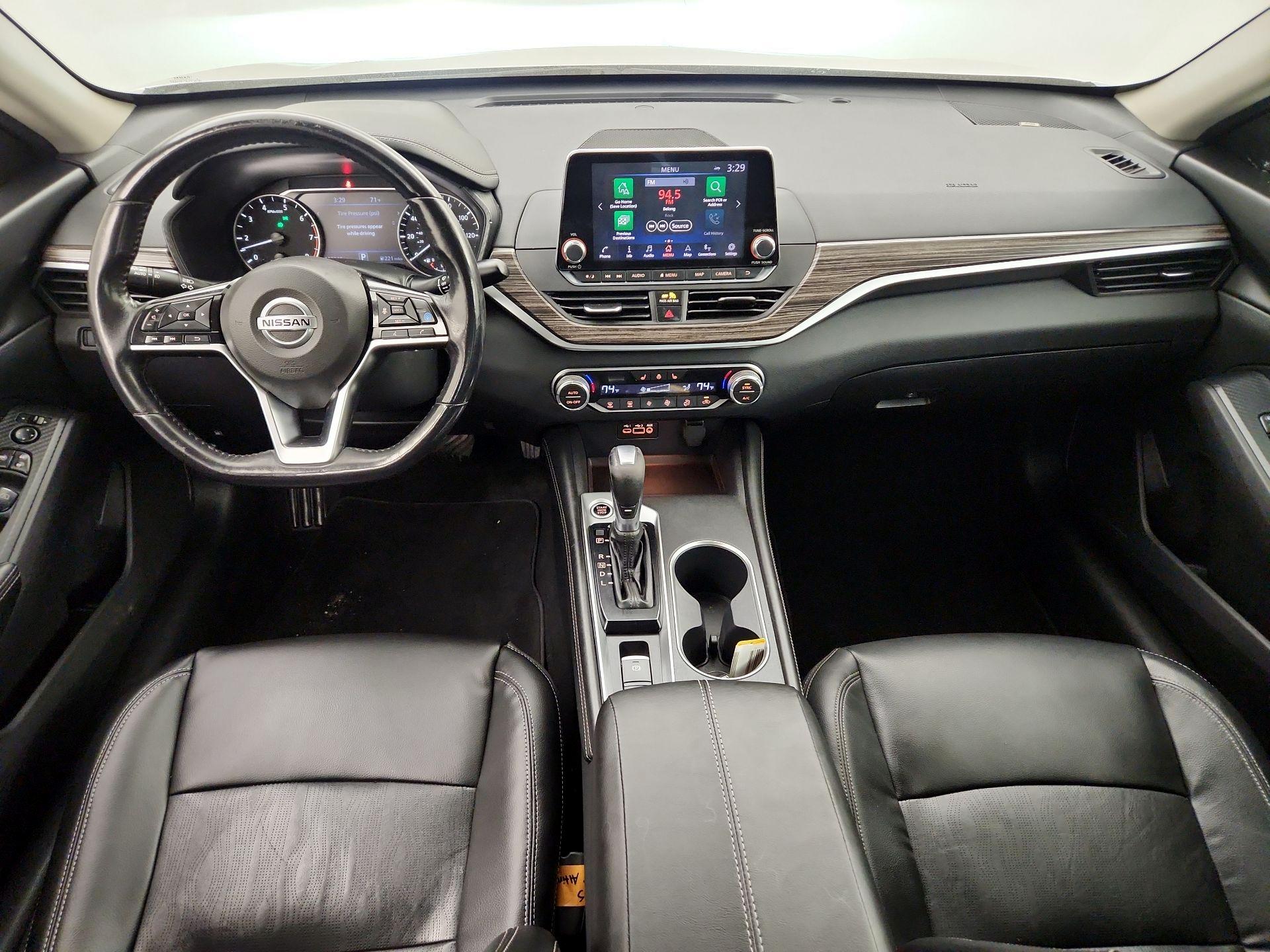 Thumbnail: 2019 Nissan Altima - 9