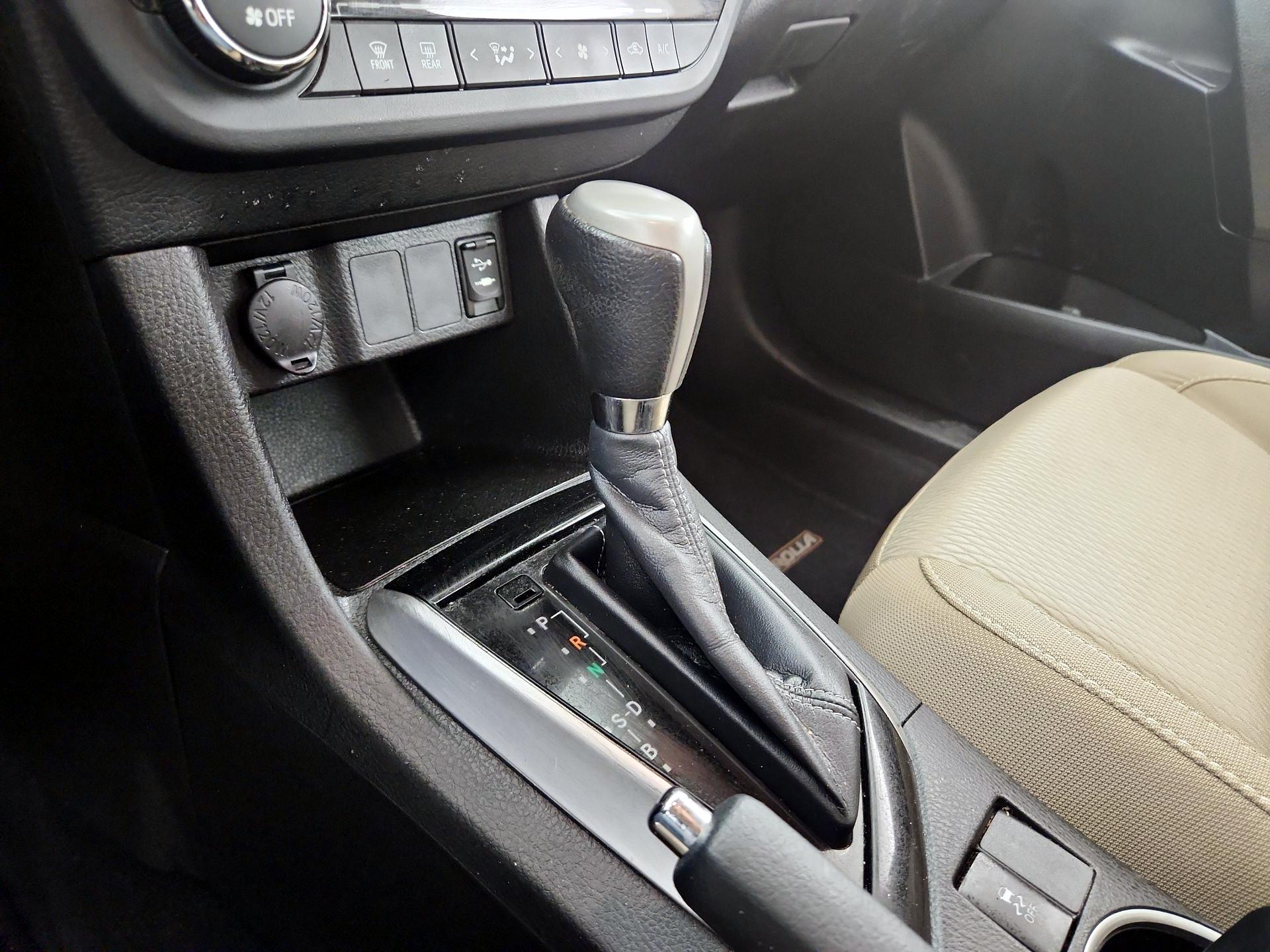 Thumbnail: 2016 Toyota Corolla - 15