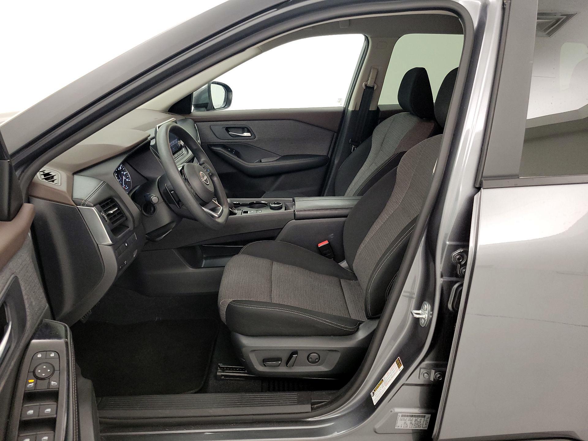 Thumbnail: 2023 Nissan Rogue - 11