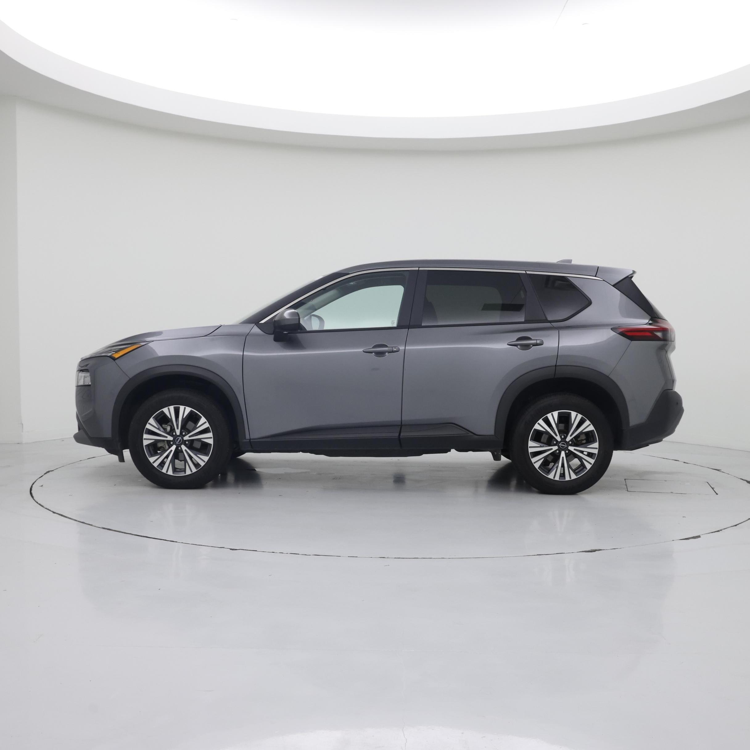 Thumbnail: 2023 Nissan Rogue - 3