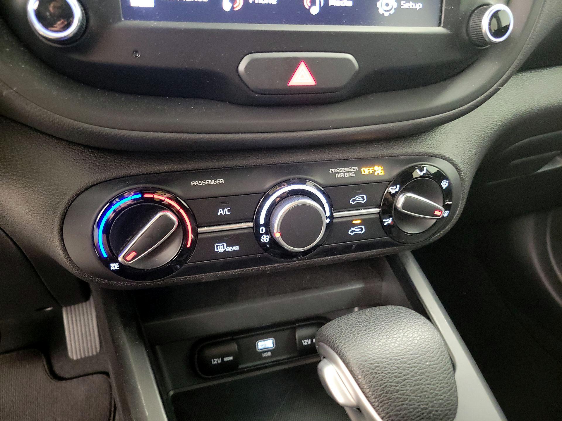 Thumbnail: 2023 Kia Soul - 16