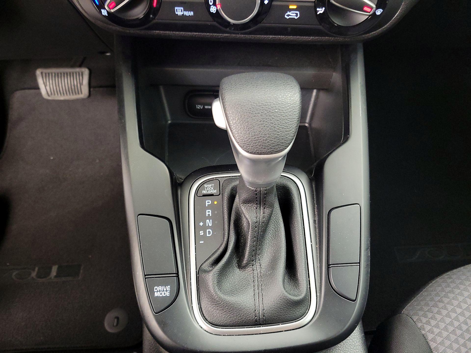 Thumbnail: 2023 Kia Soul - 17