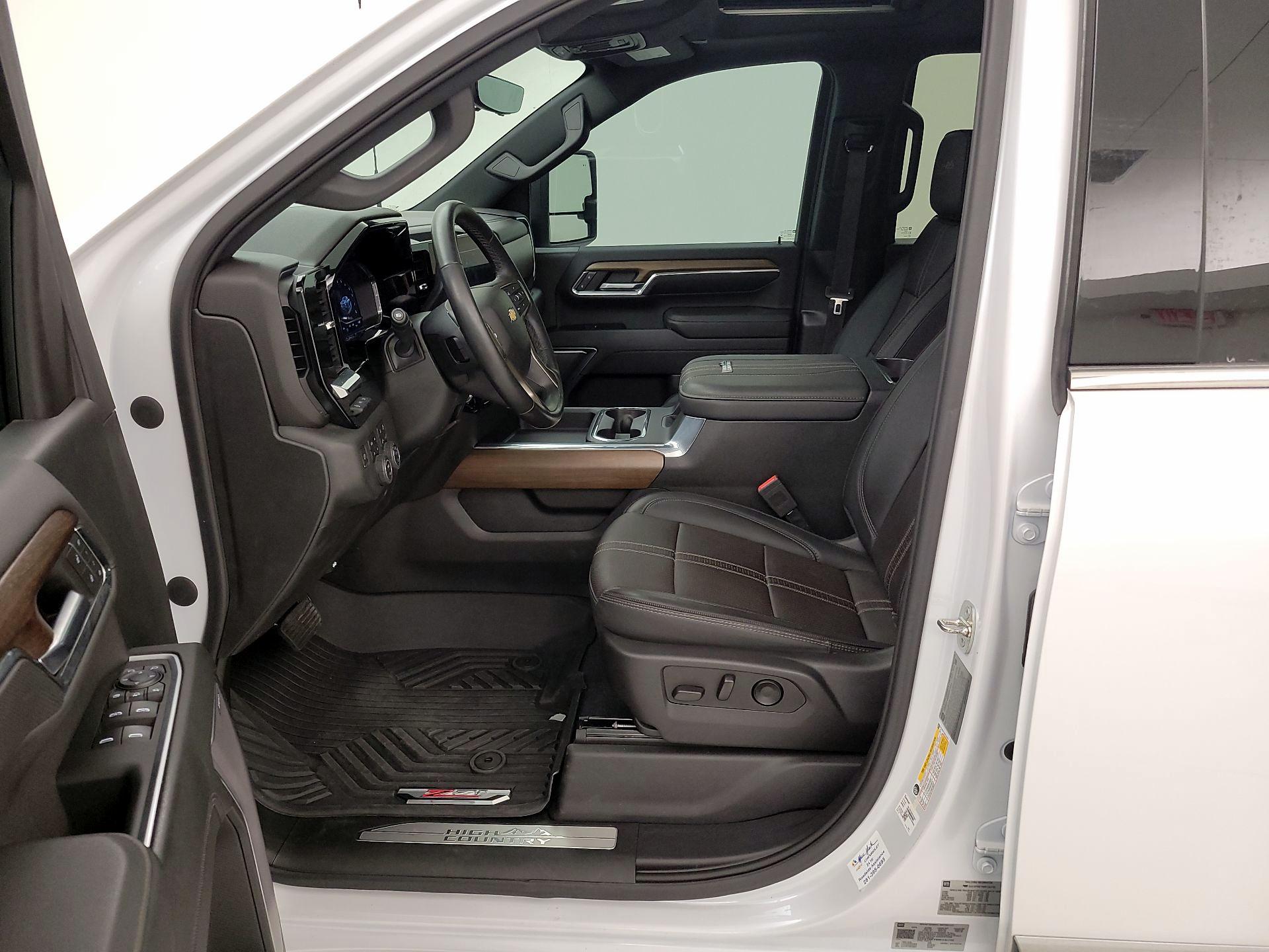 Thumbnail: 2024 Chevrolet Silverado 2500 - 11