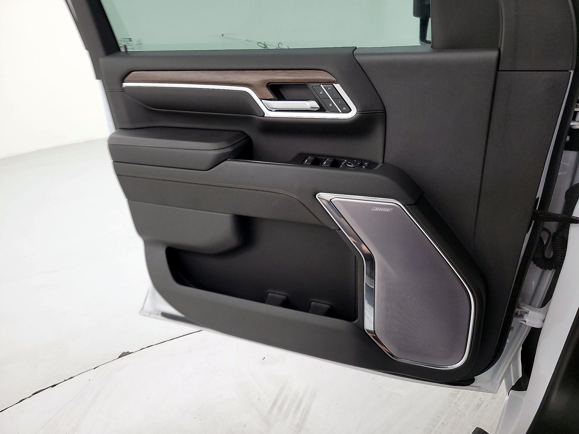 Thumbnail: 2024 Chevrolet Silverado 2500 - 12