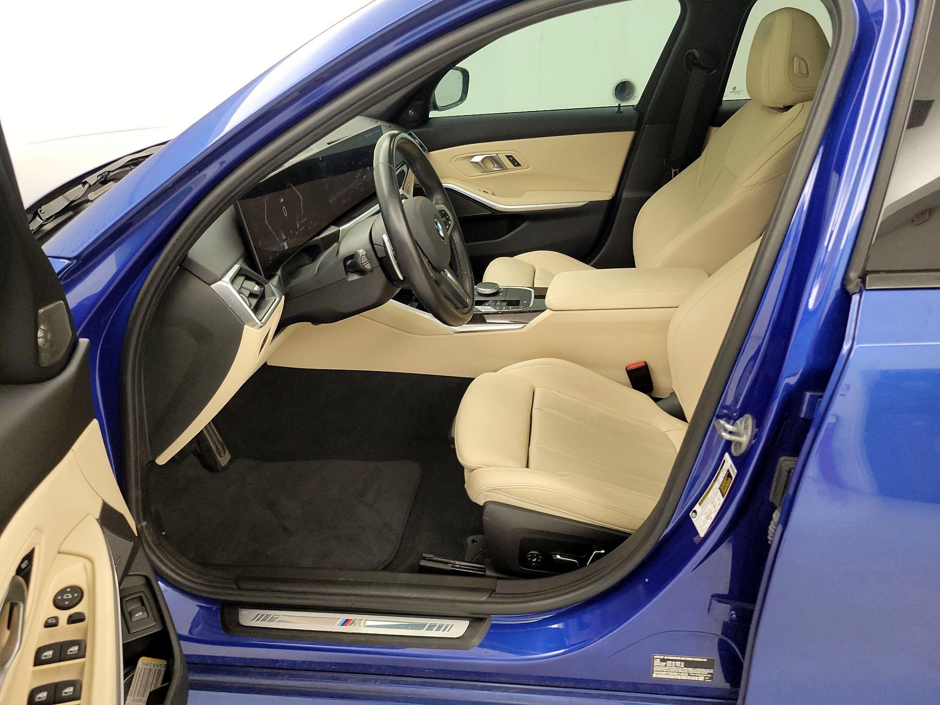 Thumbnail: 2024 BMW 3 Series - 11