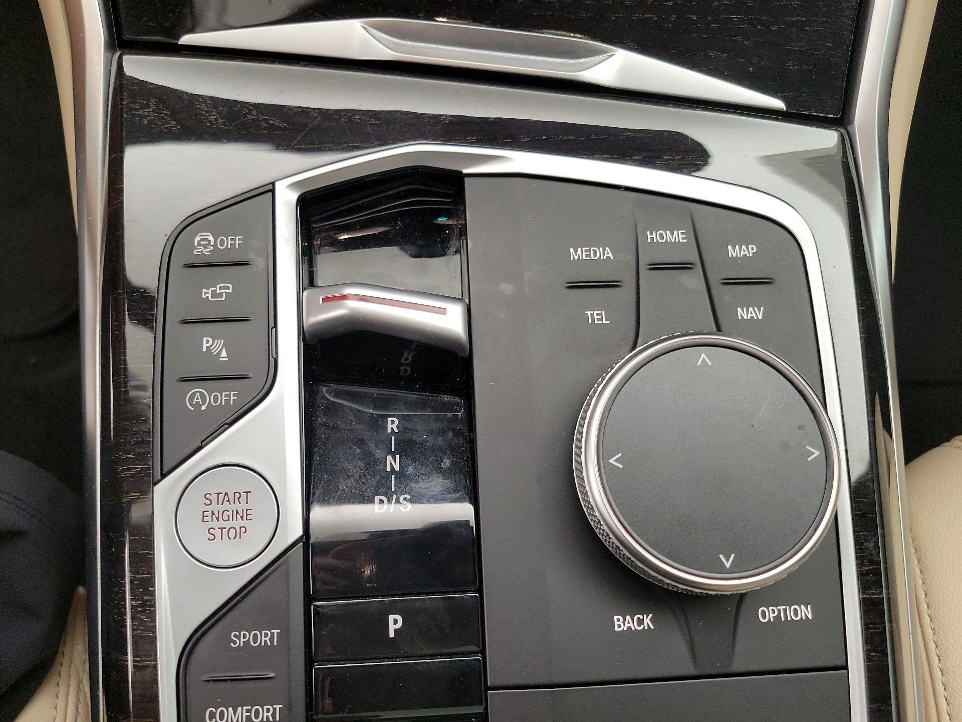 Thumbnail: 2024 BMW 3 Series - 18