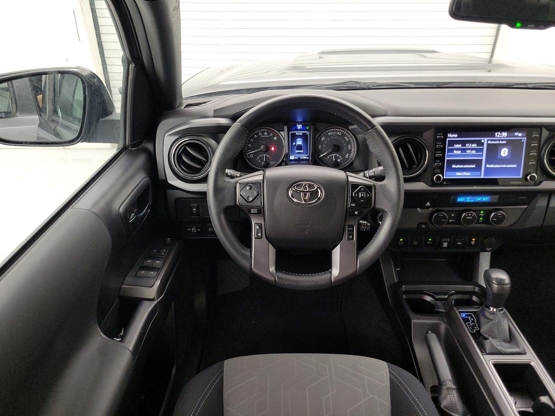 Thumbnail: 2021 Toyota Tacoma - 10