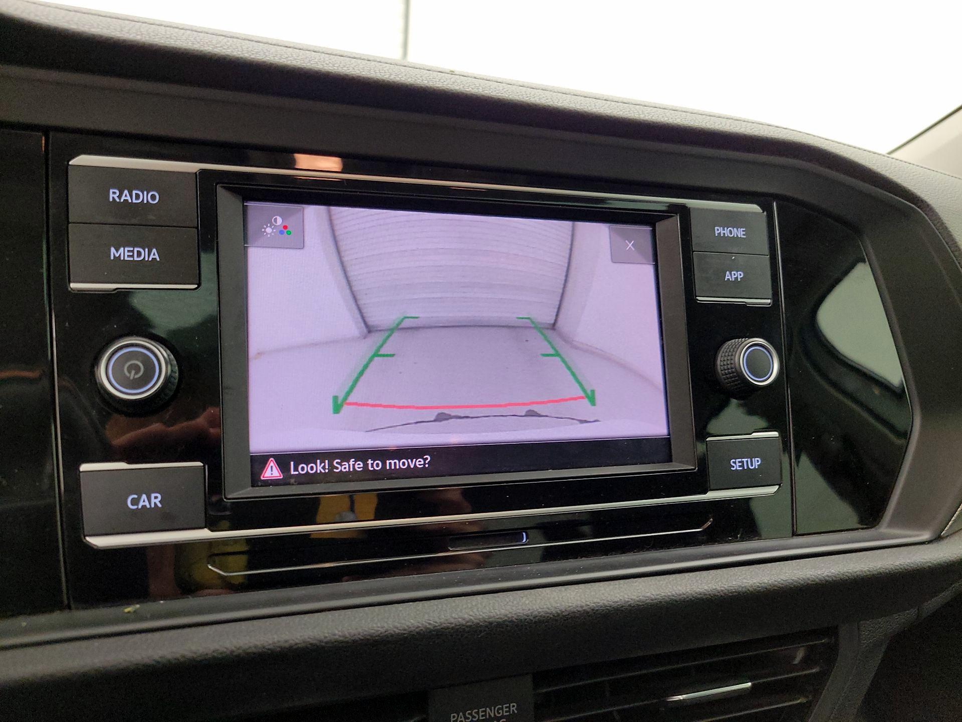 Thumbnail: 2019 Volkswagen Jetta - 14