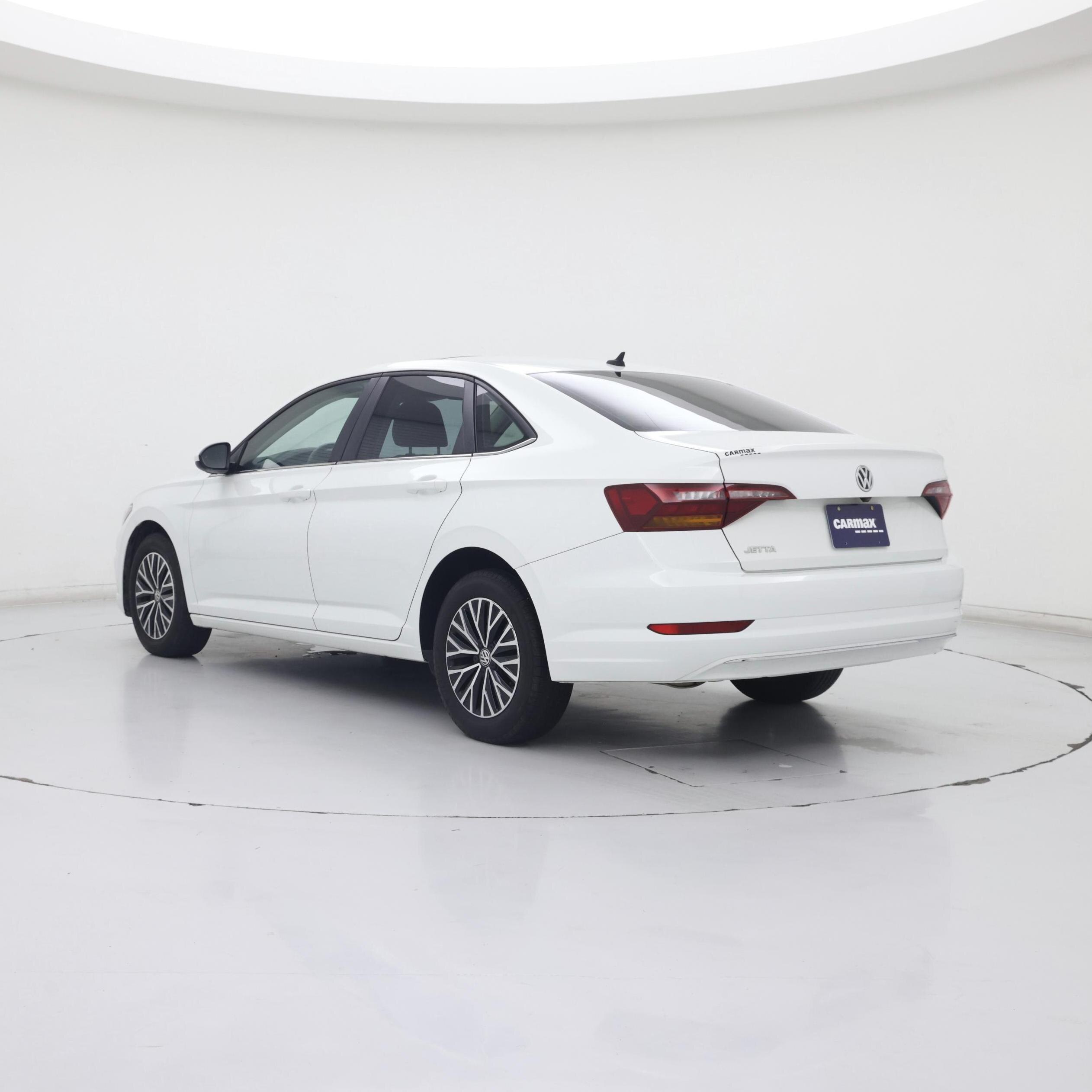 Thumbnail: 2019 Volkswagen Jetta - 2