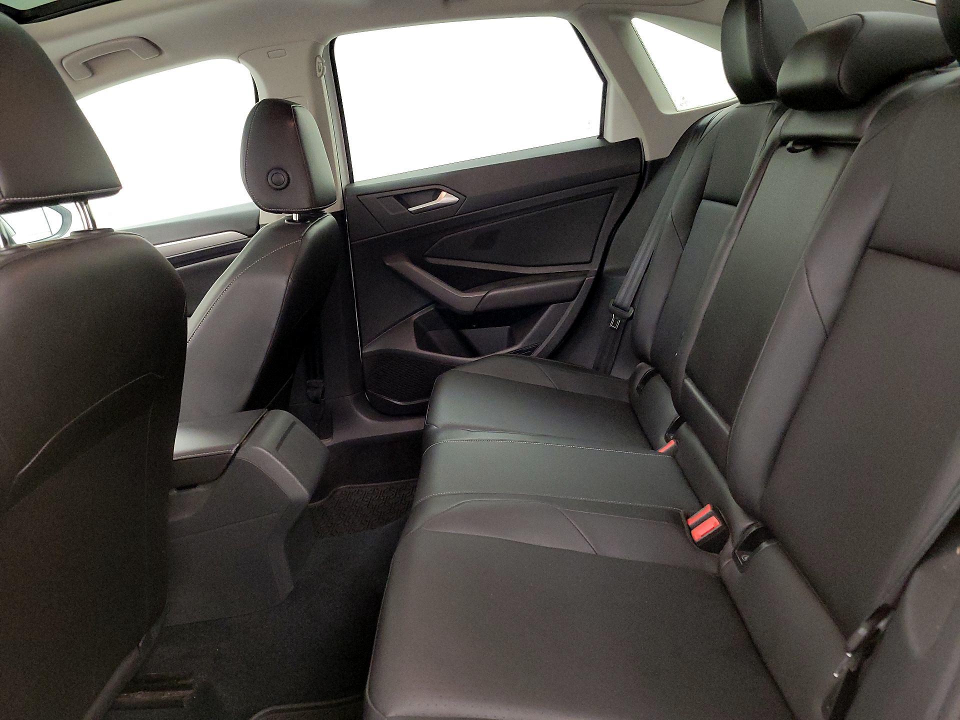 Thumbnail: 2019 Volkswagen Jetta - 20